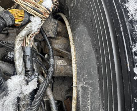 81508046635 Суппорт передний левый для Man TGX