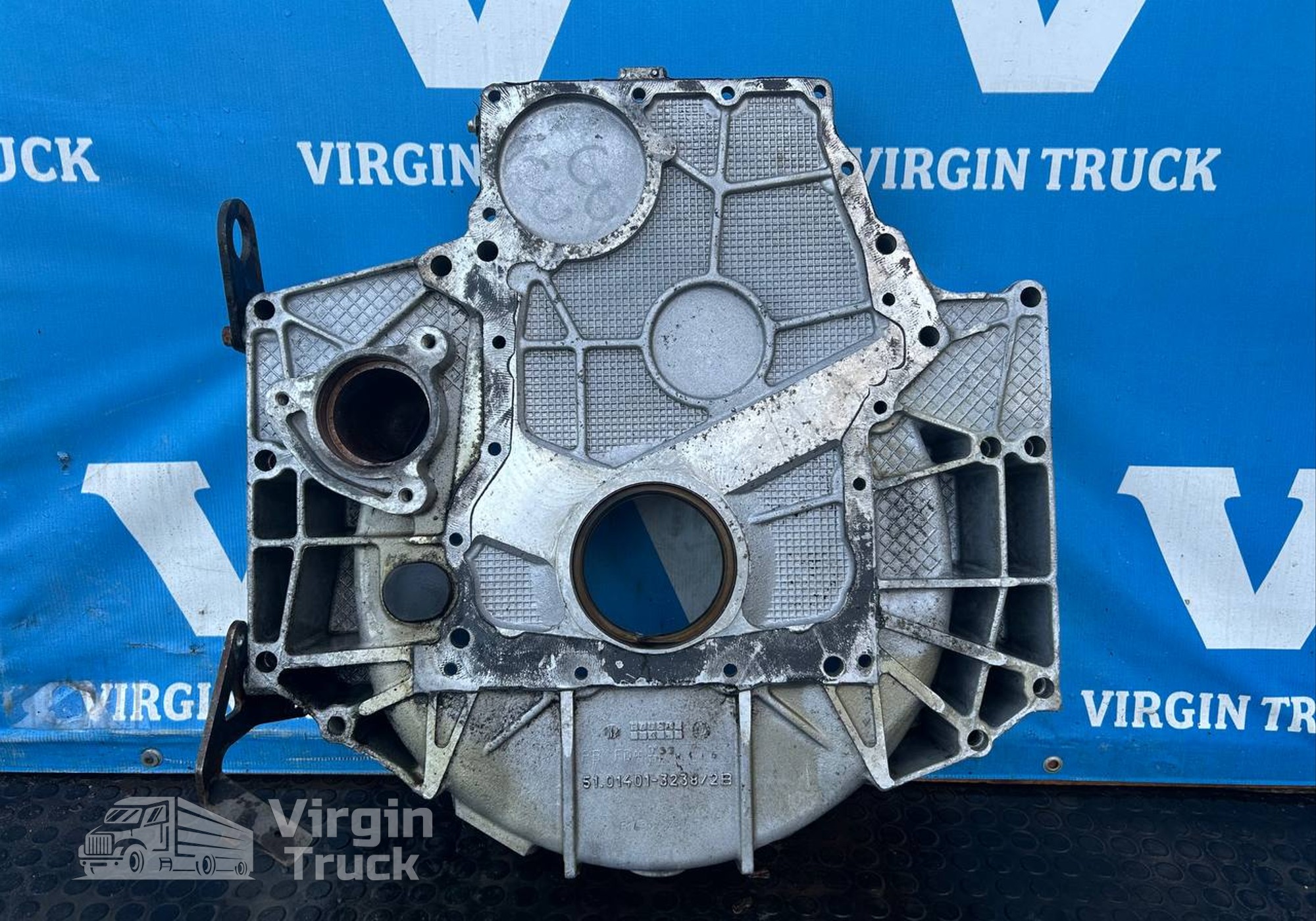 51014013238 Кожух маховика для Man