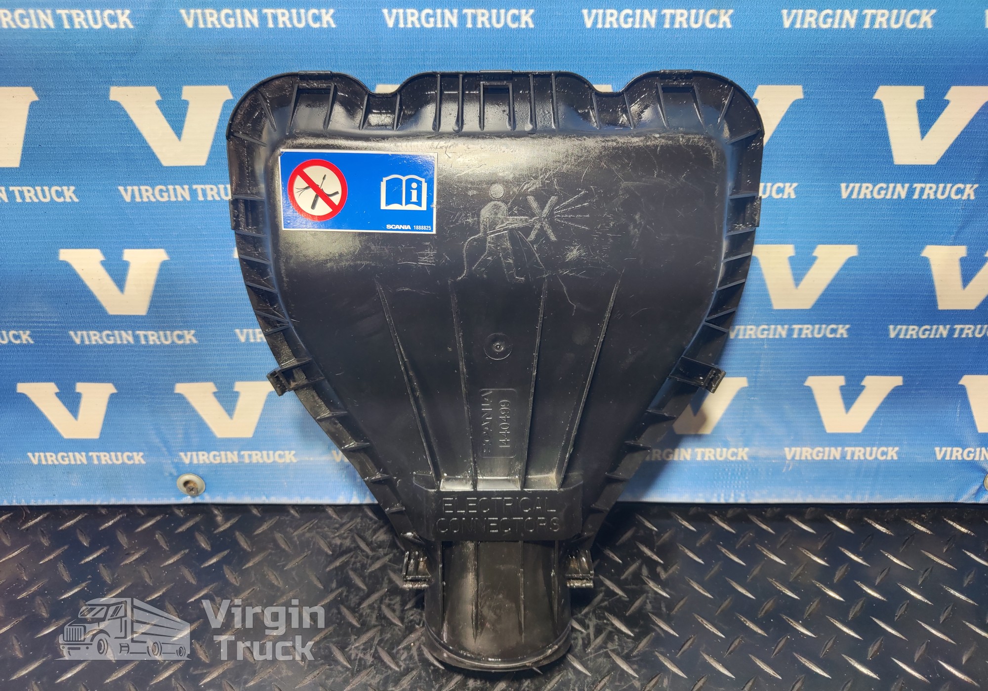 1440499 Крышка для Scania 5-series