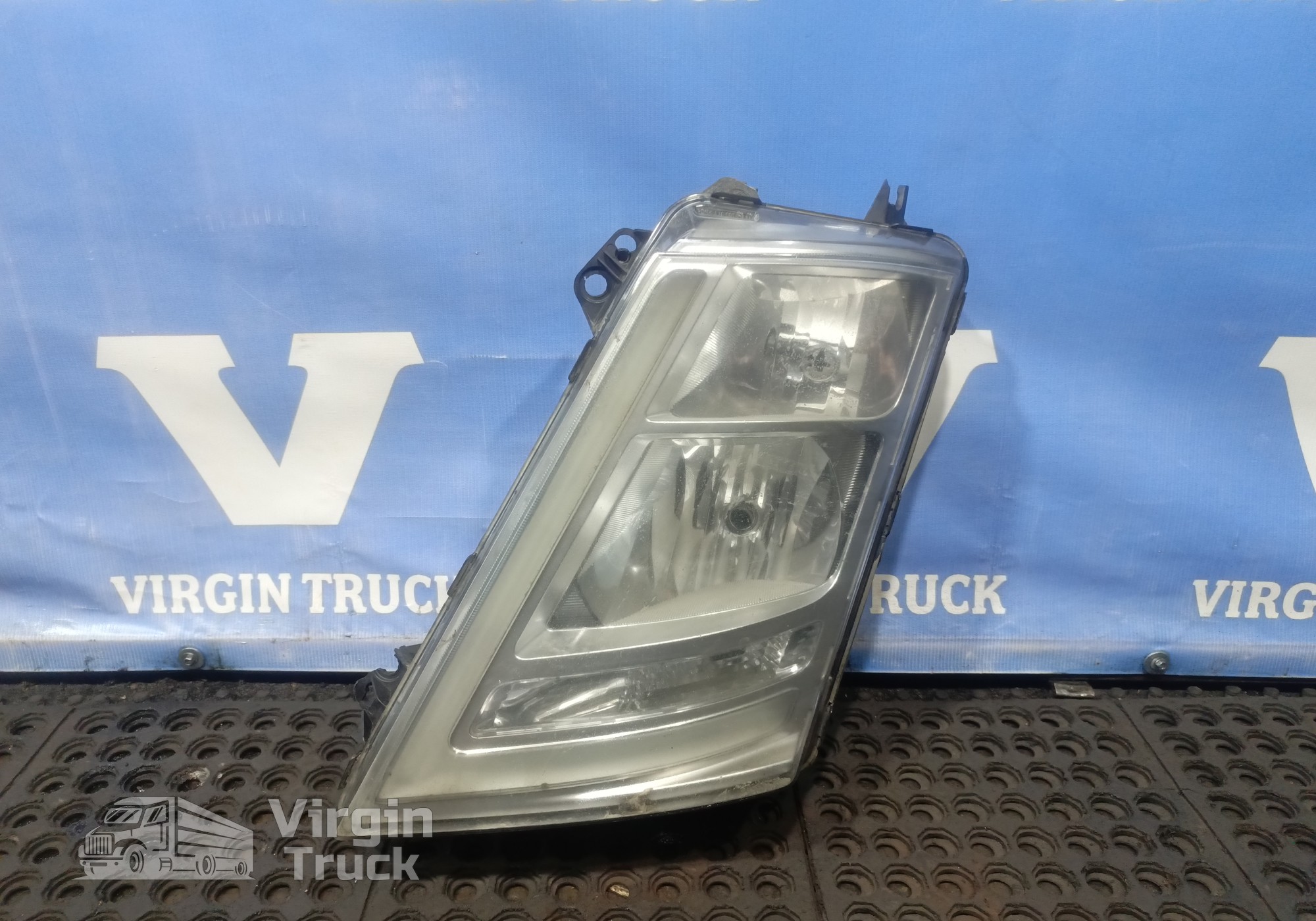 22239221 Фара левая для Volvo FH 4 (с 2012)