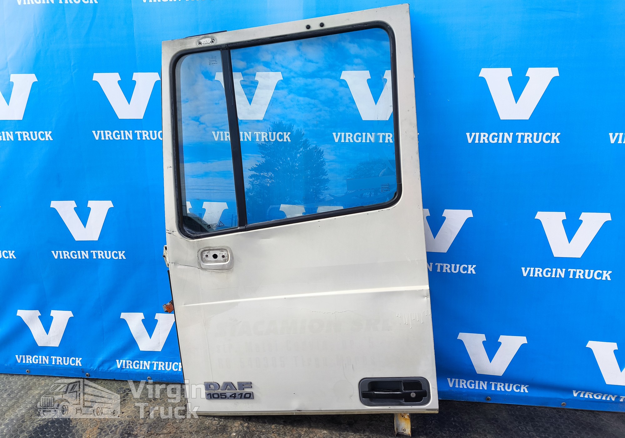 1676218 Дверь левая в сборе для Daf XF105 (с 2005)