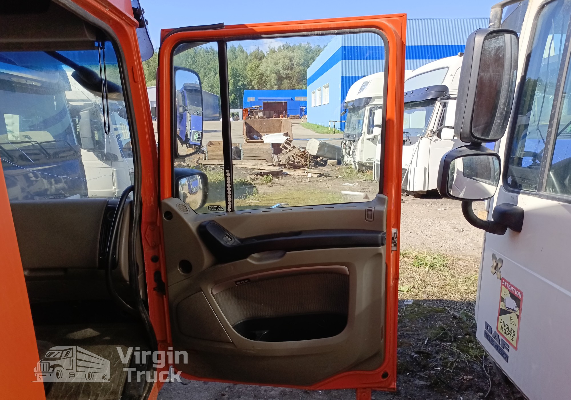 1676219 Дверь правая в сборе для Daf XF105 (с 2005)