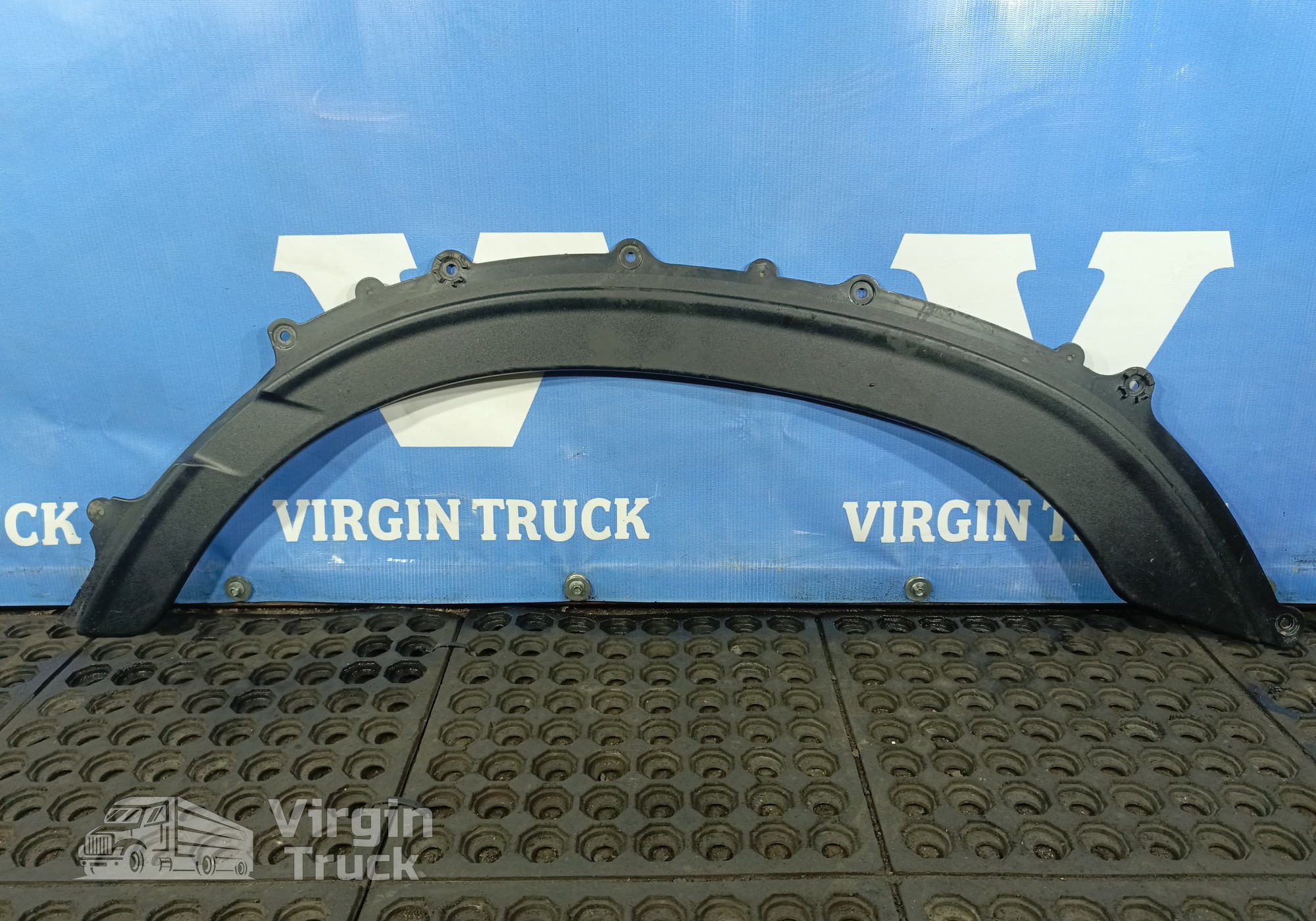 2051452 Накладка крыла для Daf XF106 (с 2012)