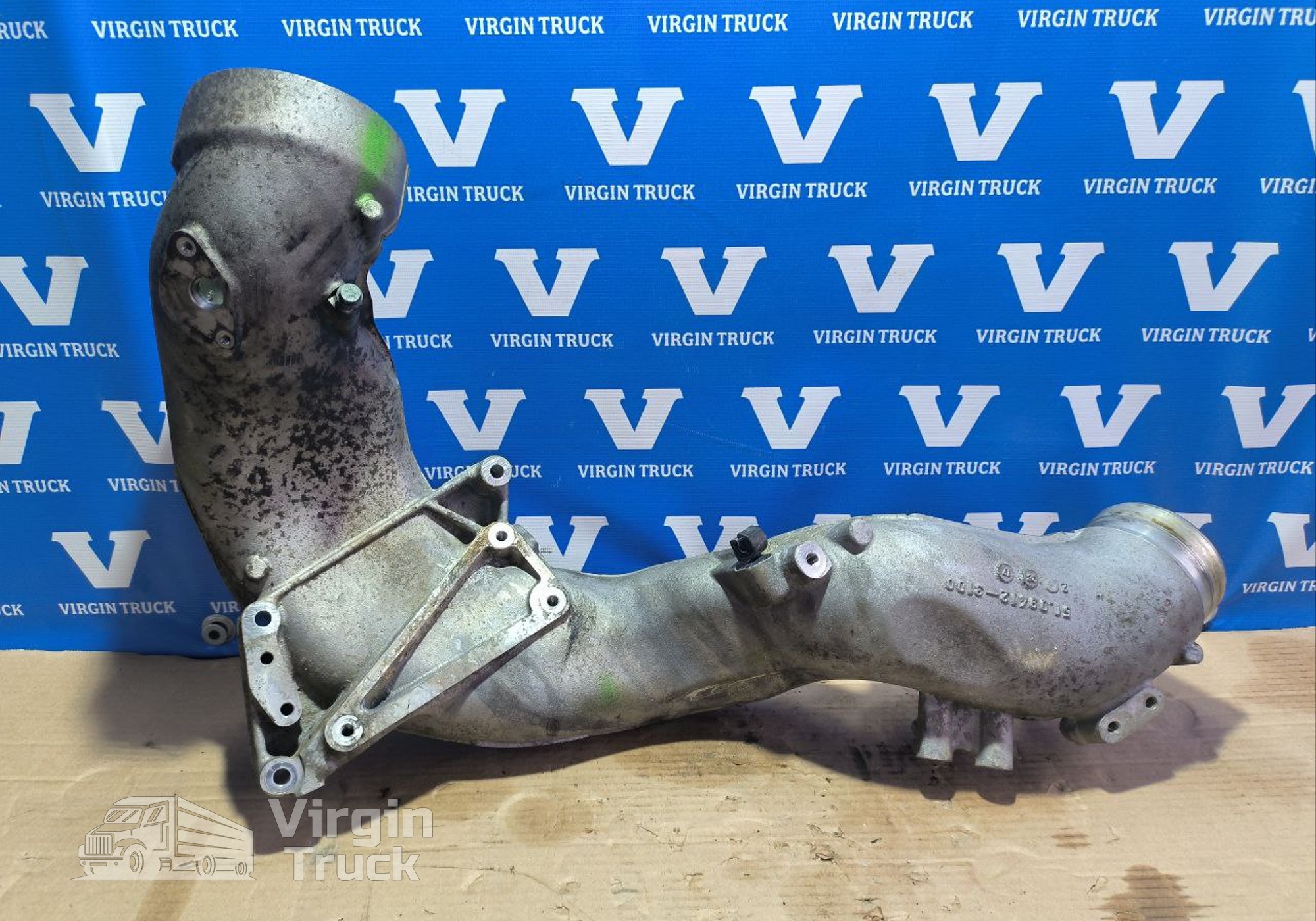 51094116054 Патрубок интеркулера двигателя D2676 2018 г. для Man TGX II (с 2012)