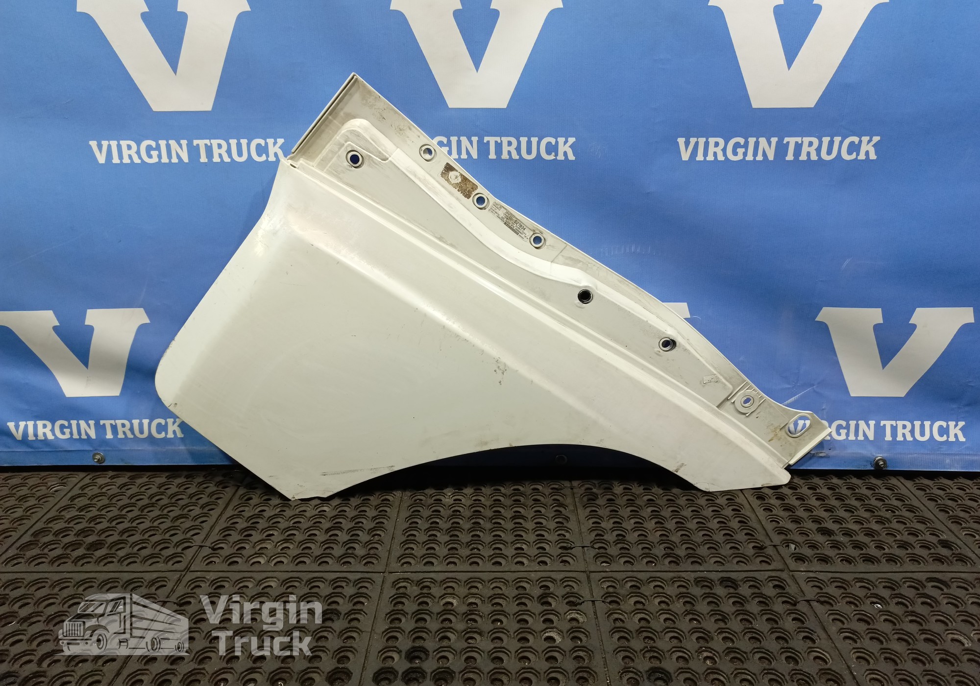82107271 Продолжение двери левой для Volvo FH 3 (с 2008 по 2012)