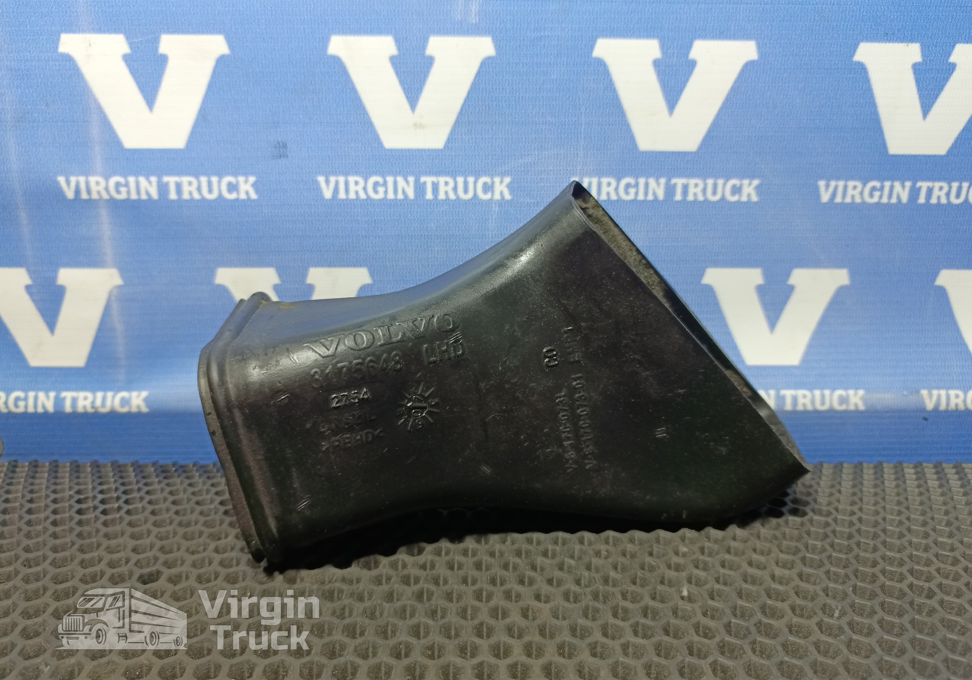 3175648 Воздуховод отопителя для Volvo FH