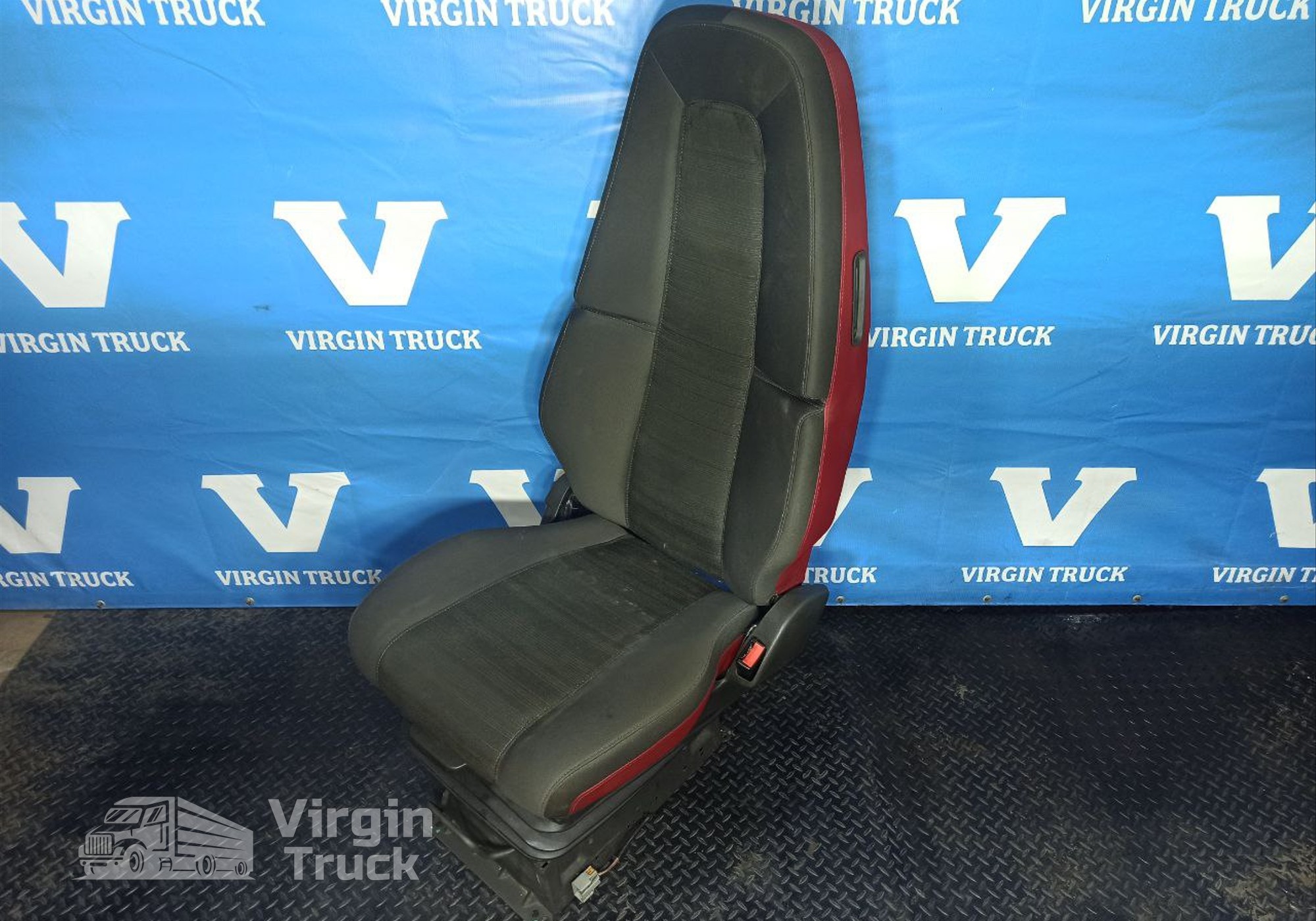 82201655 Сиденье переднее правое для Volvo FM