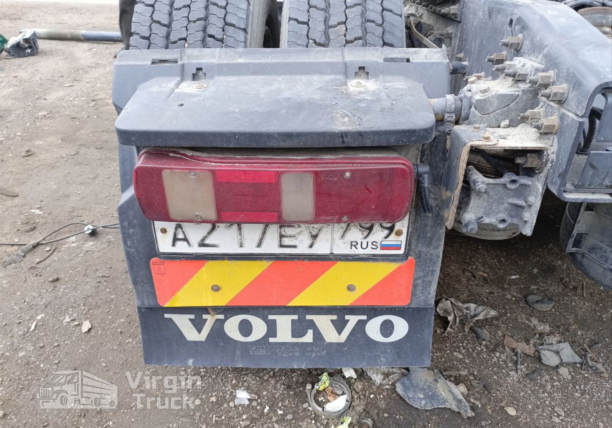 22087691 Крыло заднее левое с фонарем для Renault T