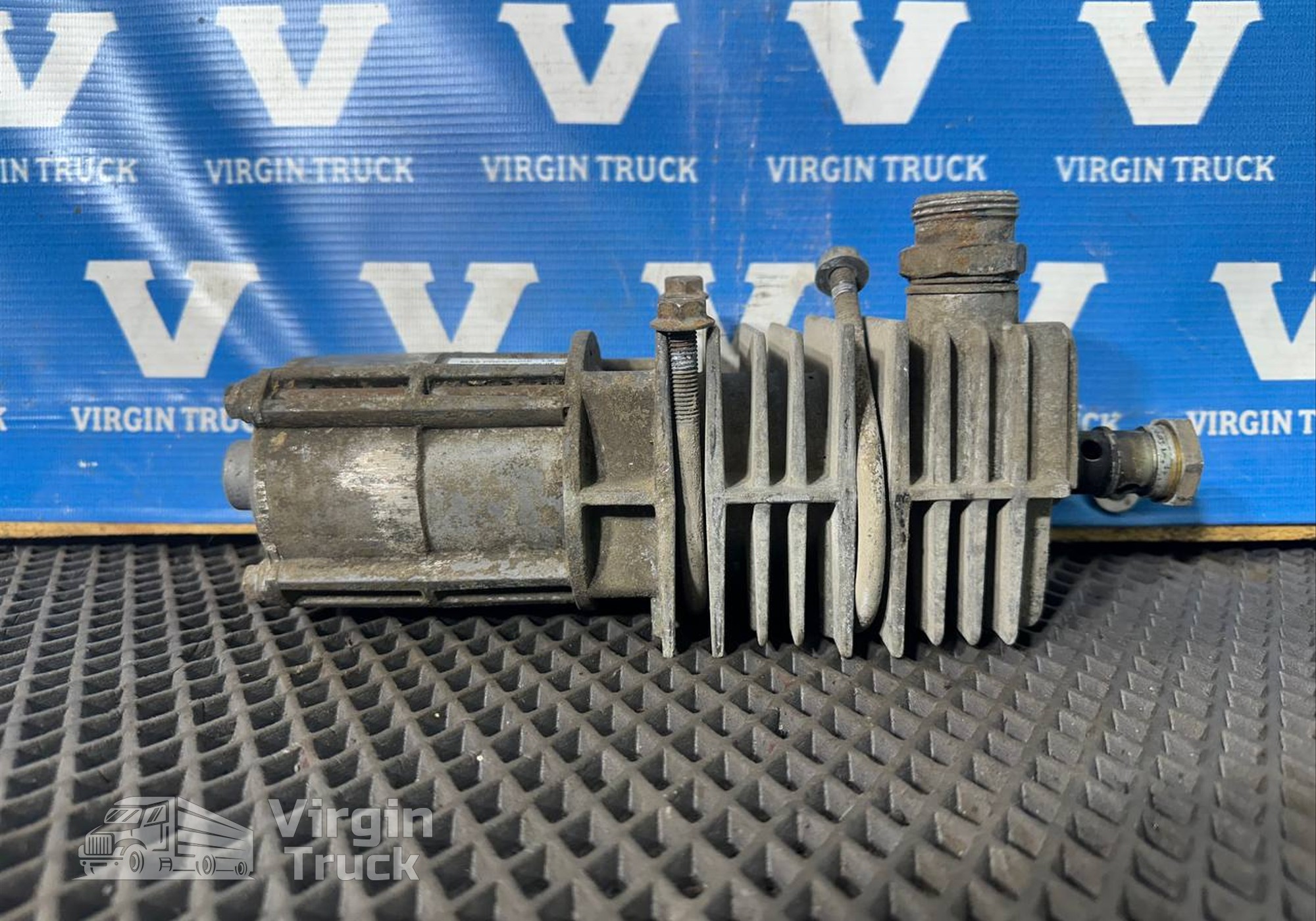 310041001 Влагомаслоотделитель для КАМАЗ 5490 (с 2013)