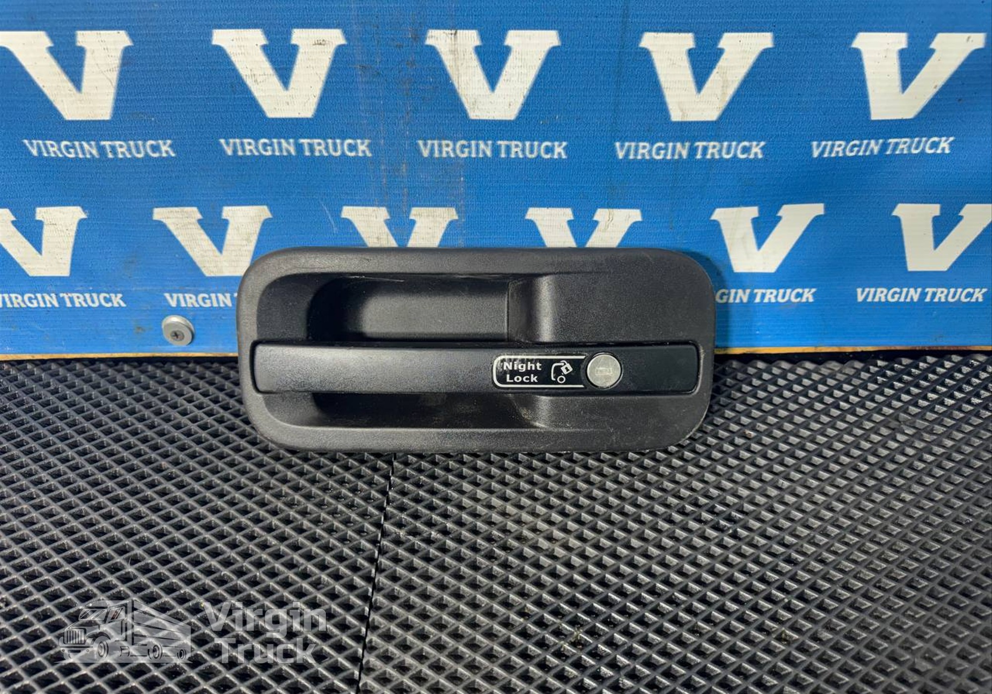 1872762 Ручка двери наружная левая для Daf XF106 (с 2012)