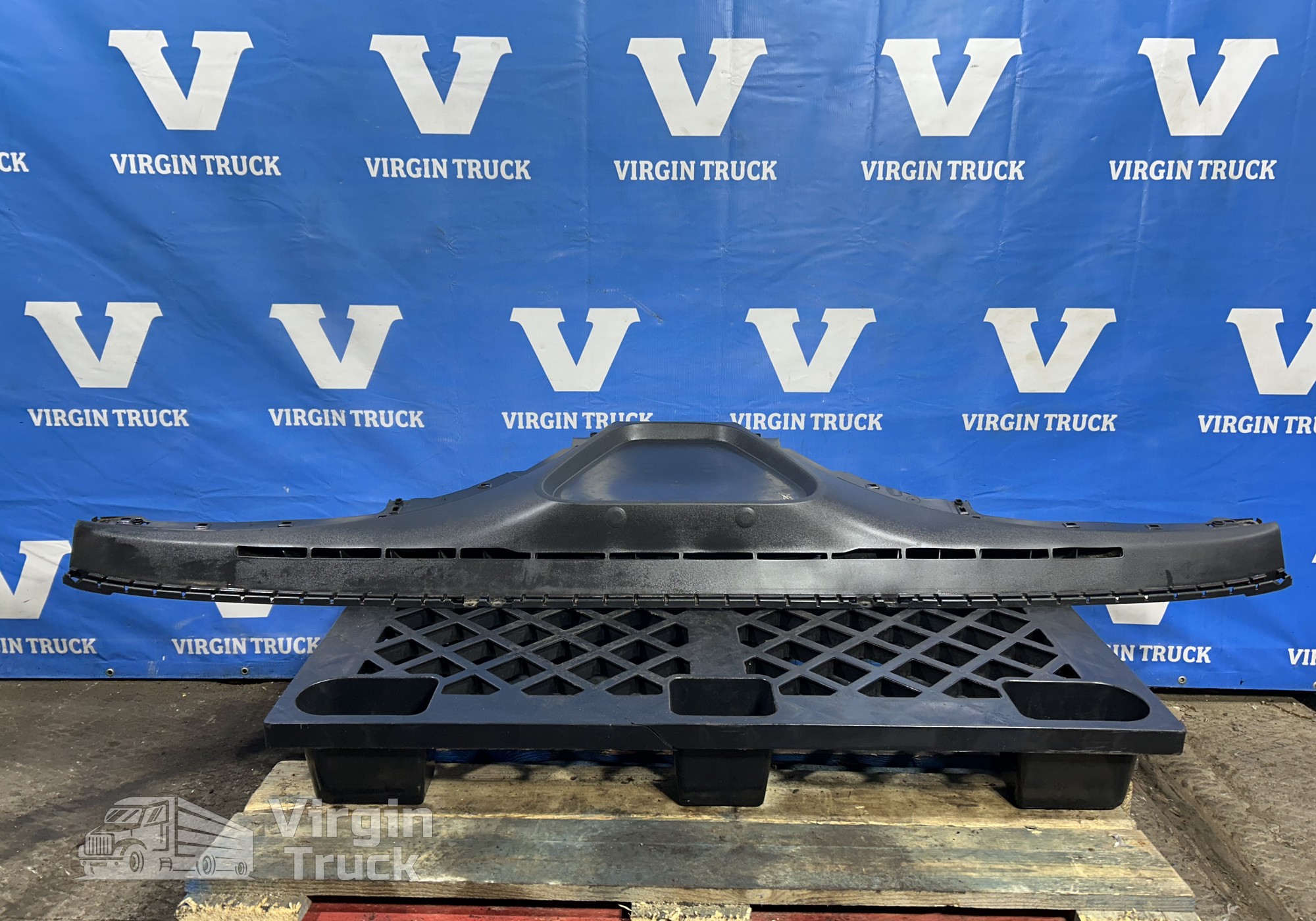 A943680050 Панель передняя для Mercedes-Benz Actros MP3 (с 2008)