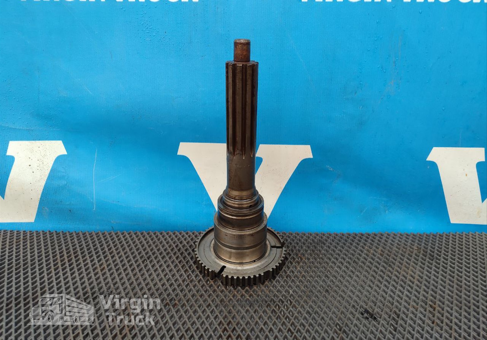 1356302100 Вал КПП первичный ZF 16S