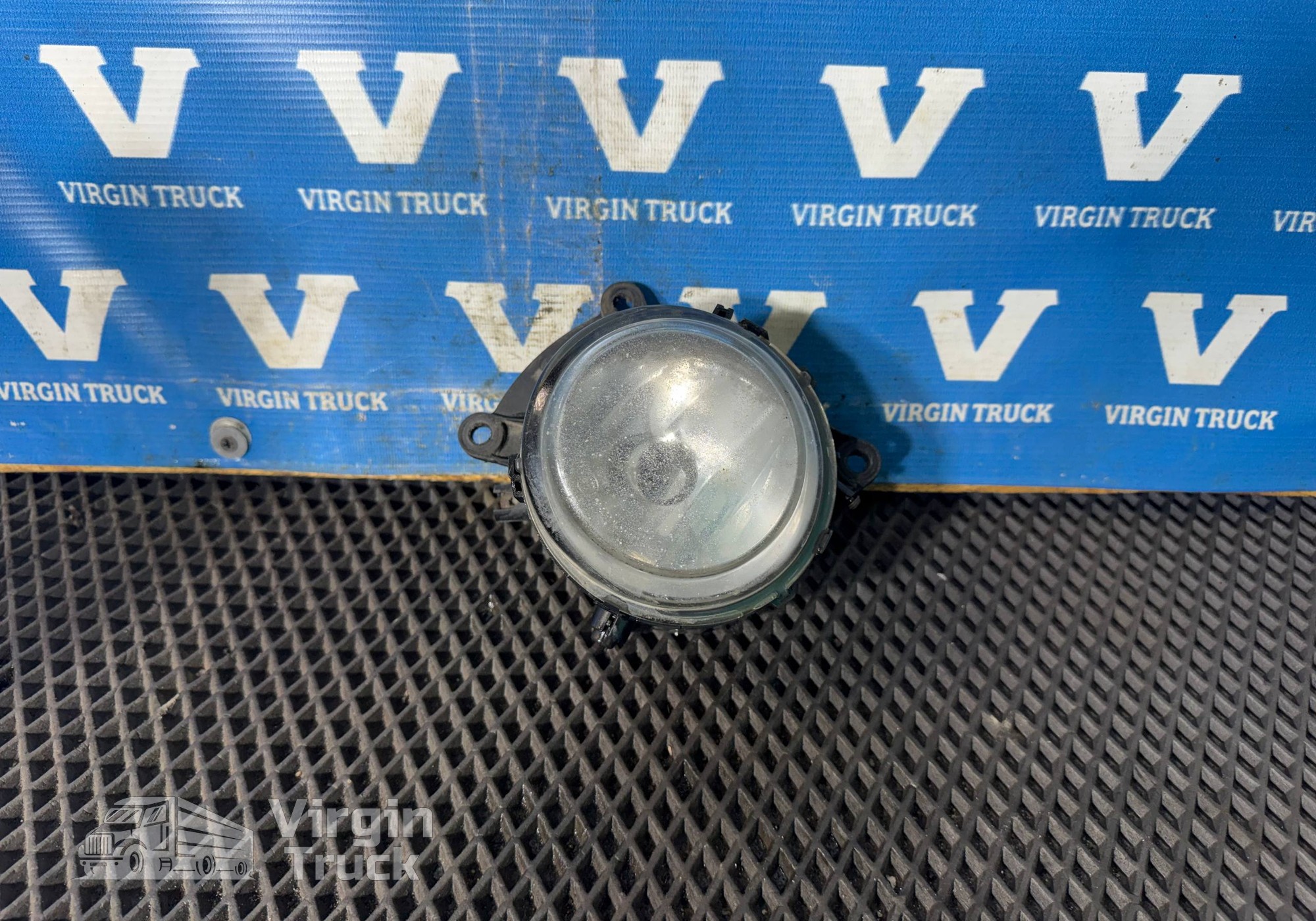 9608203056 Фара противотуманная правая для Mercedes-Benz Actros New Actros MP4 (с 2011)