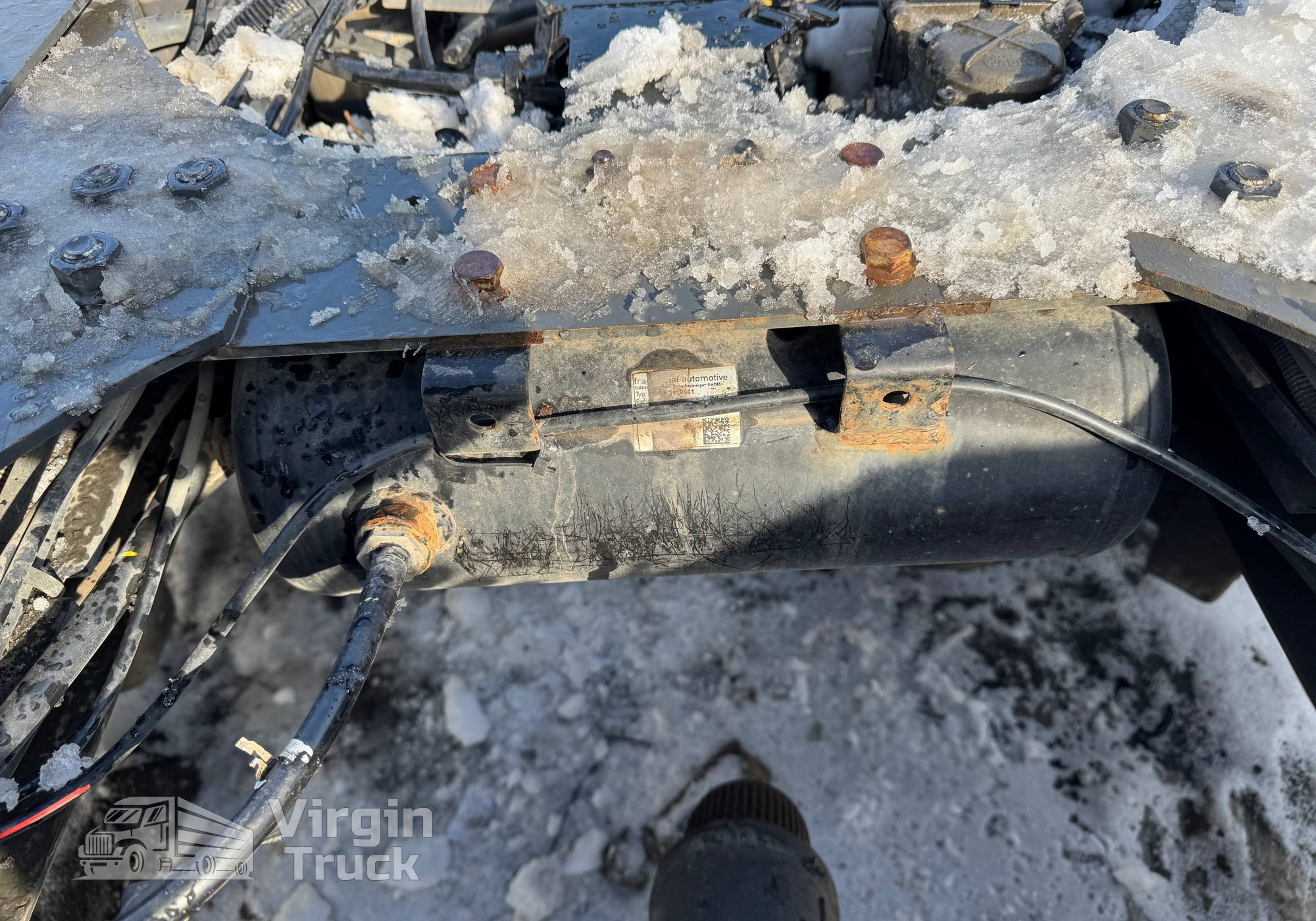 2119941 Pecивeр воздушный 7L 2021г. для Daf XG