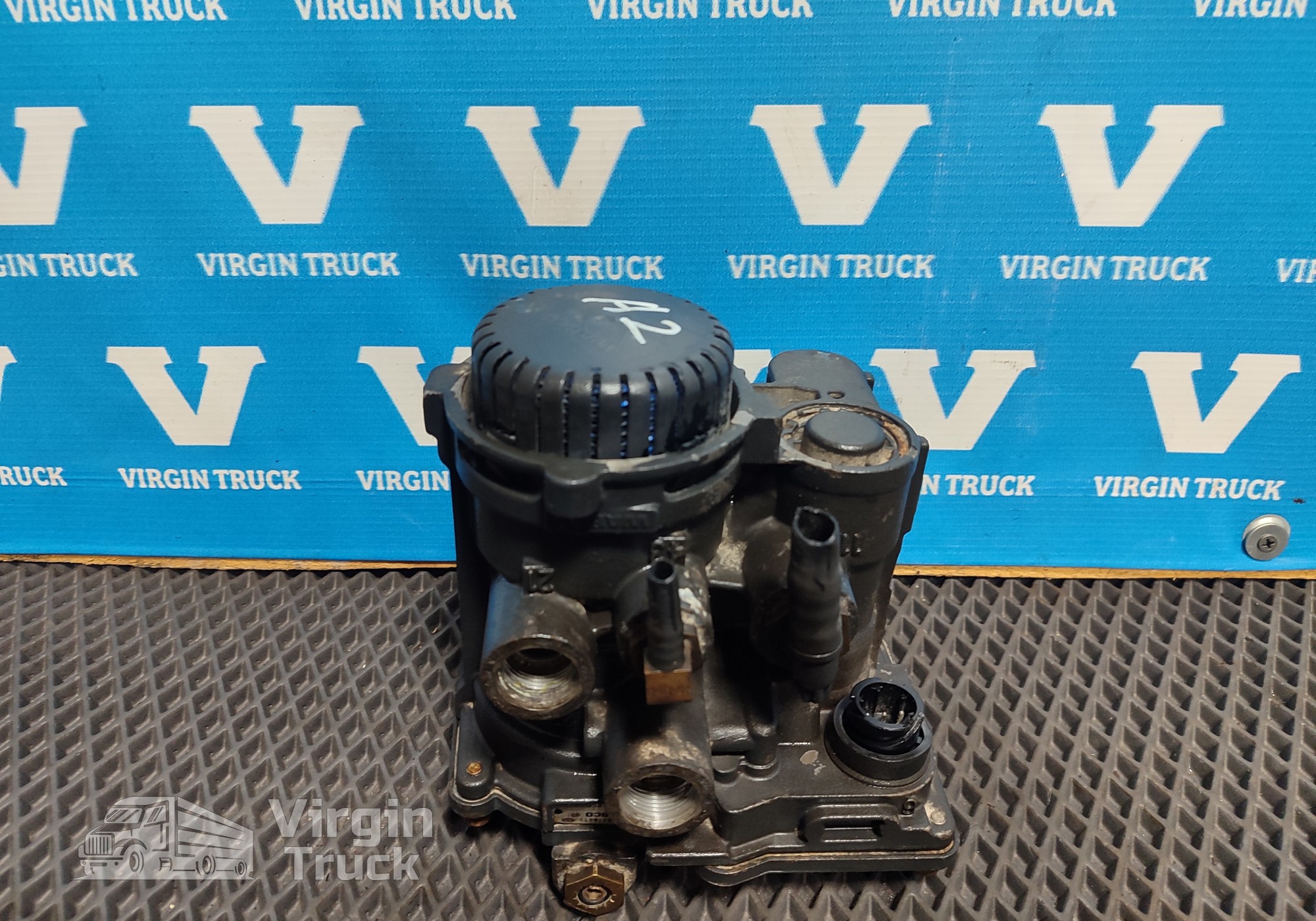 4802040020 Кран управления тормозами пpицeпa для Mercedes-Benz Actros MP3 (с 2008)