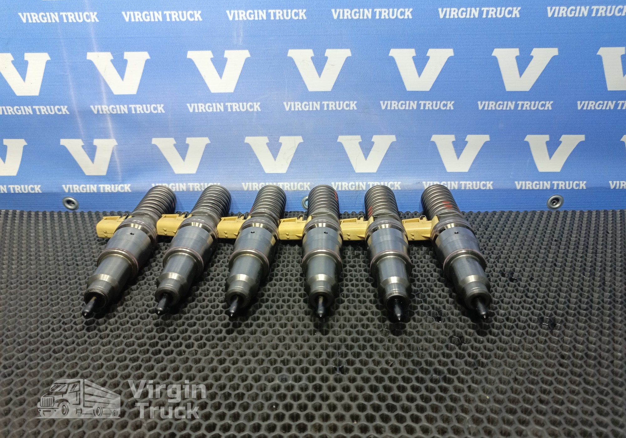 21569200 Комплект топливных форсунок для Renault