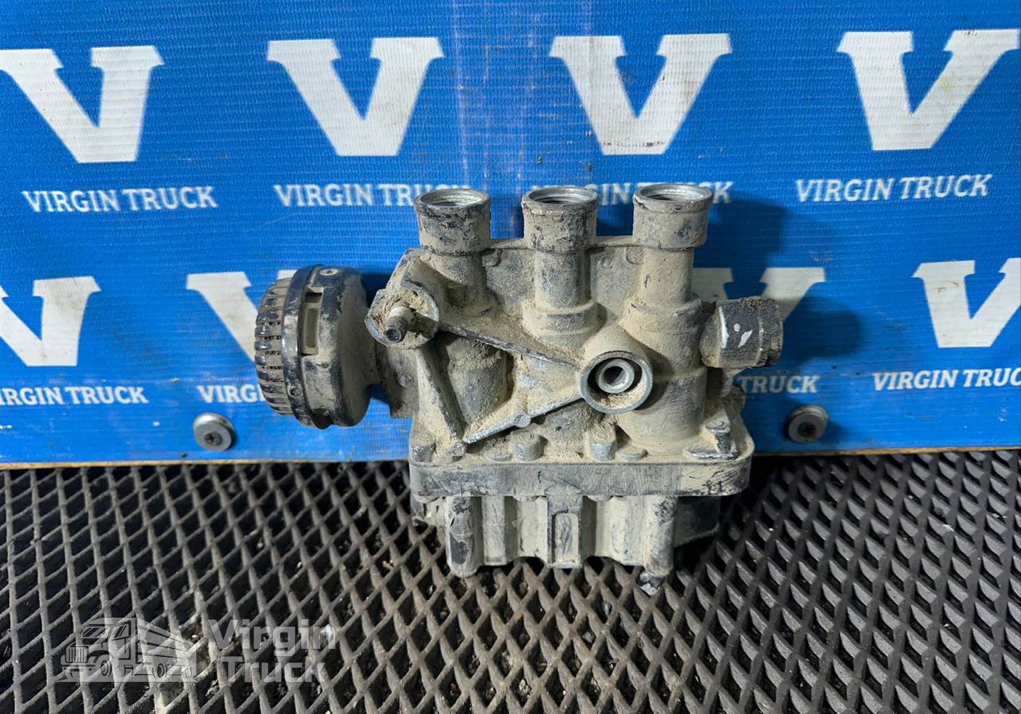 5010457434 Кран уровня пола главный