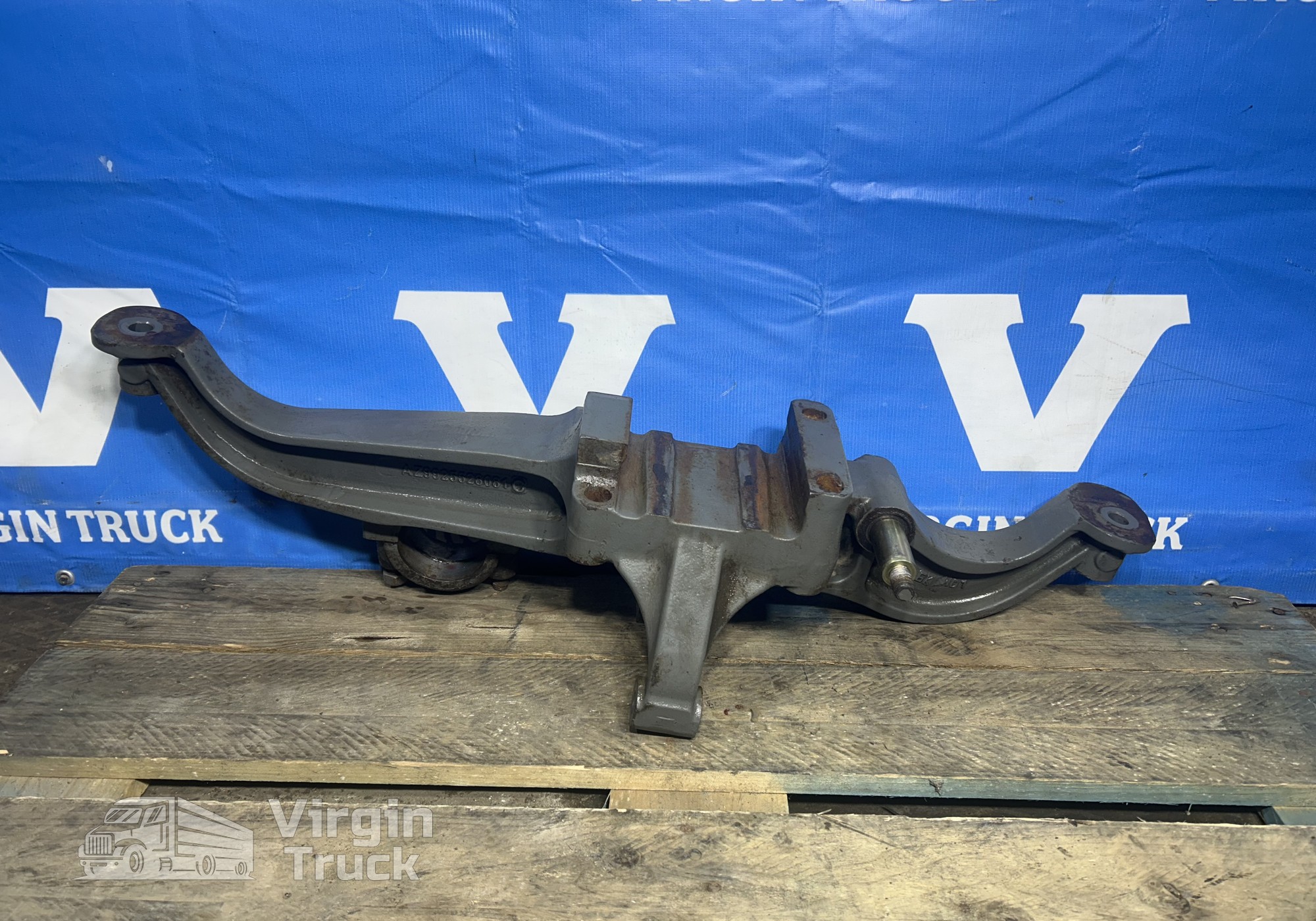 Кронштейн для Sinotruk Sitrak C7H