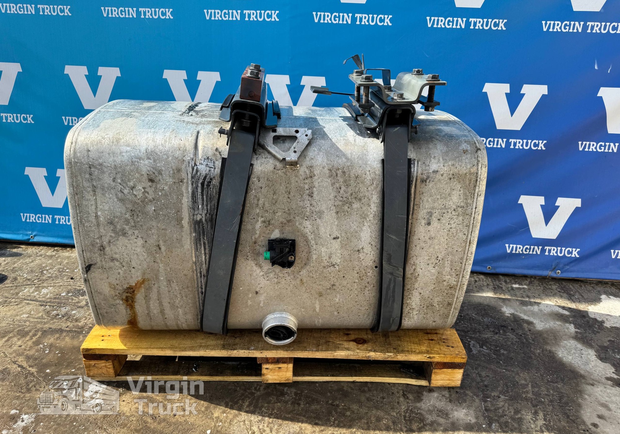 1681824 Бак топливный в сборе 430L 2019г. для Daf XF105 (с 2005)