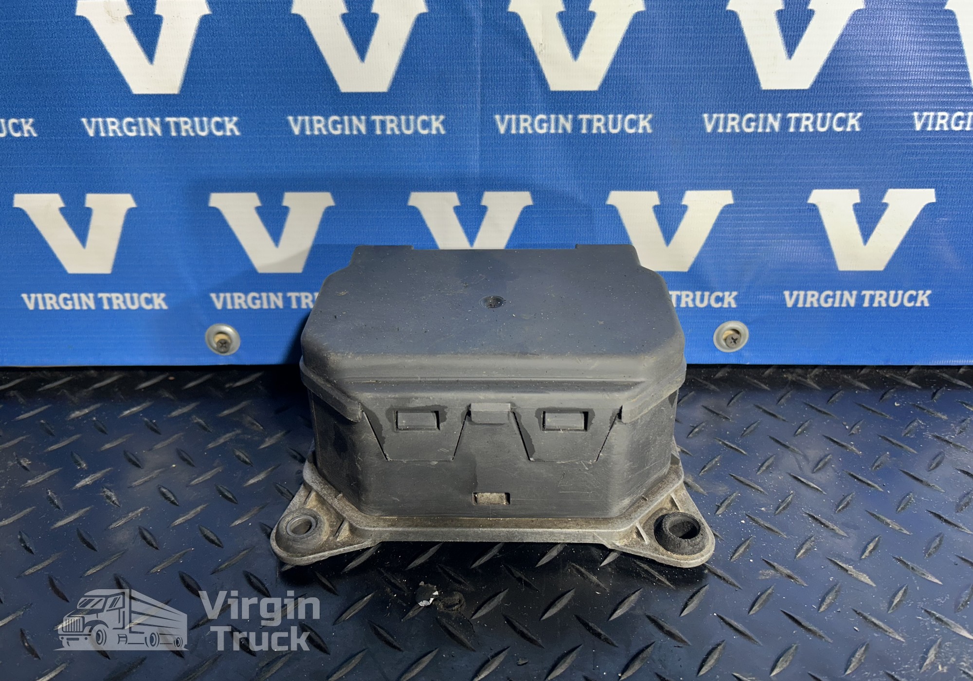 21855905P04 Блок управления светом FCIOM LO 2017г. для Volvo FH 4 (с 2012)