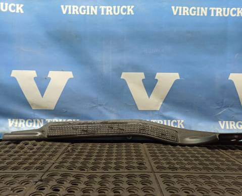 82212691 Накладка на порог для Volvo FH 4 (с 2012)