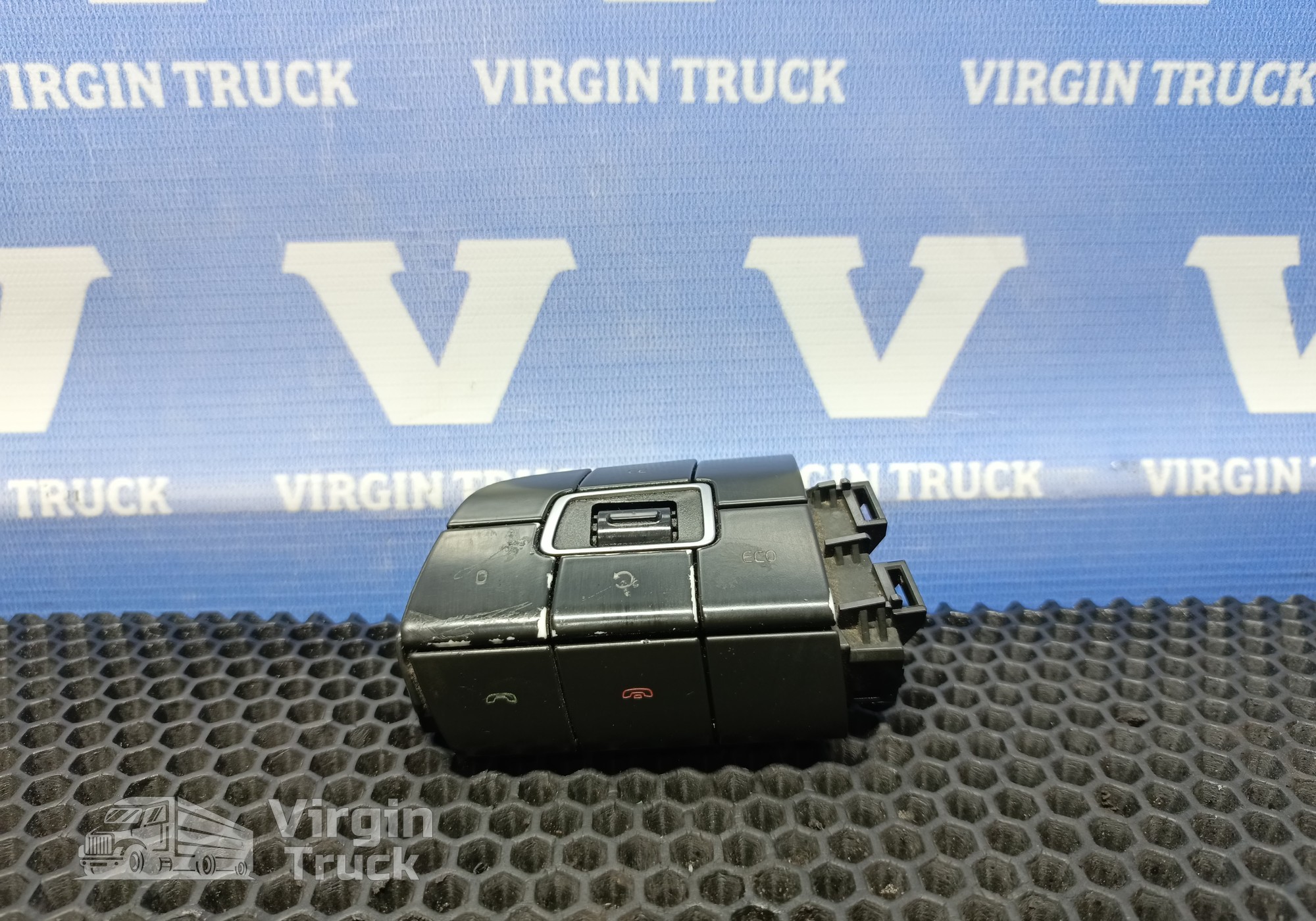 21957047 Блок кнопок на руль для Volvo FH