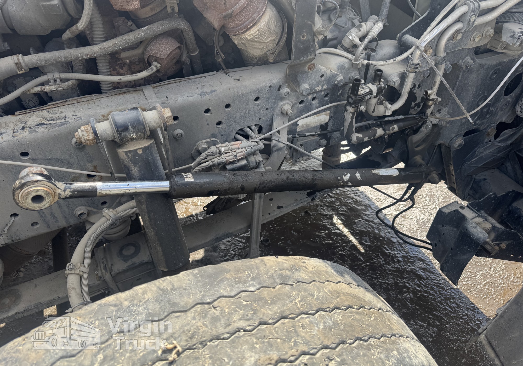 Цилиндр подъема кабины 2018г. для Man TGX II (с 2012)