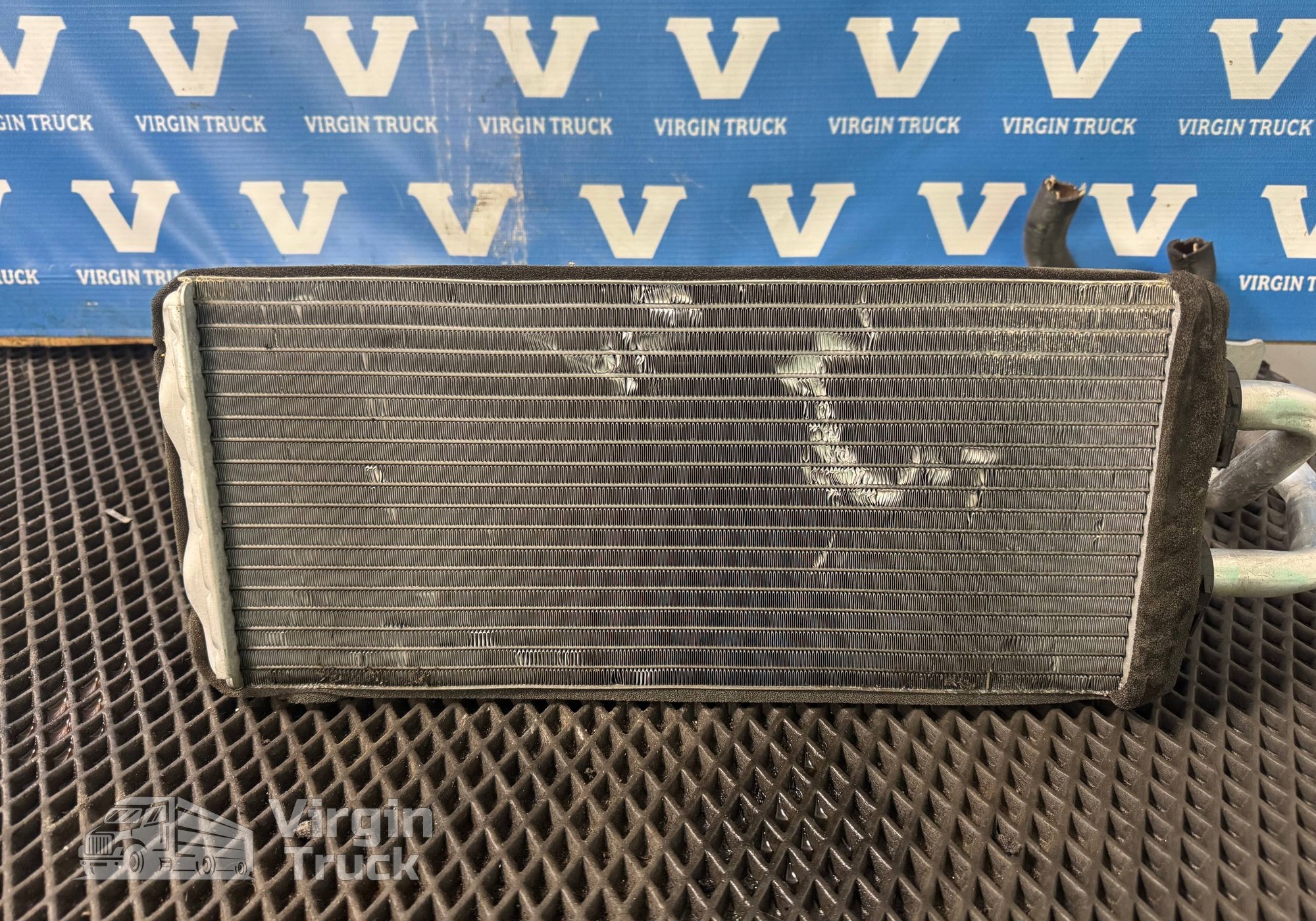 52404269 Радиатор отопителя для КАМАЗ 5490 (с 2013)