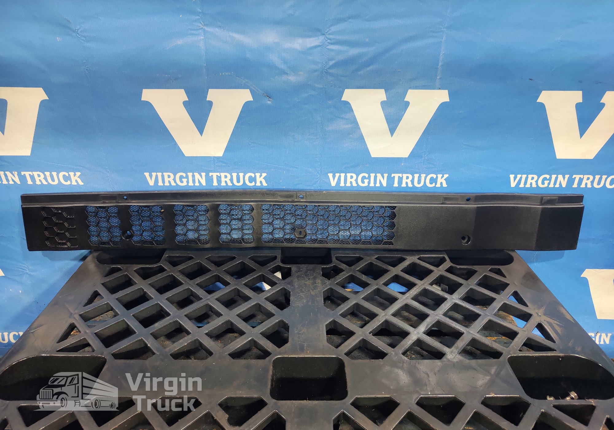 Накладка декоративная для Man TGX II (с 2012)