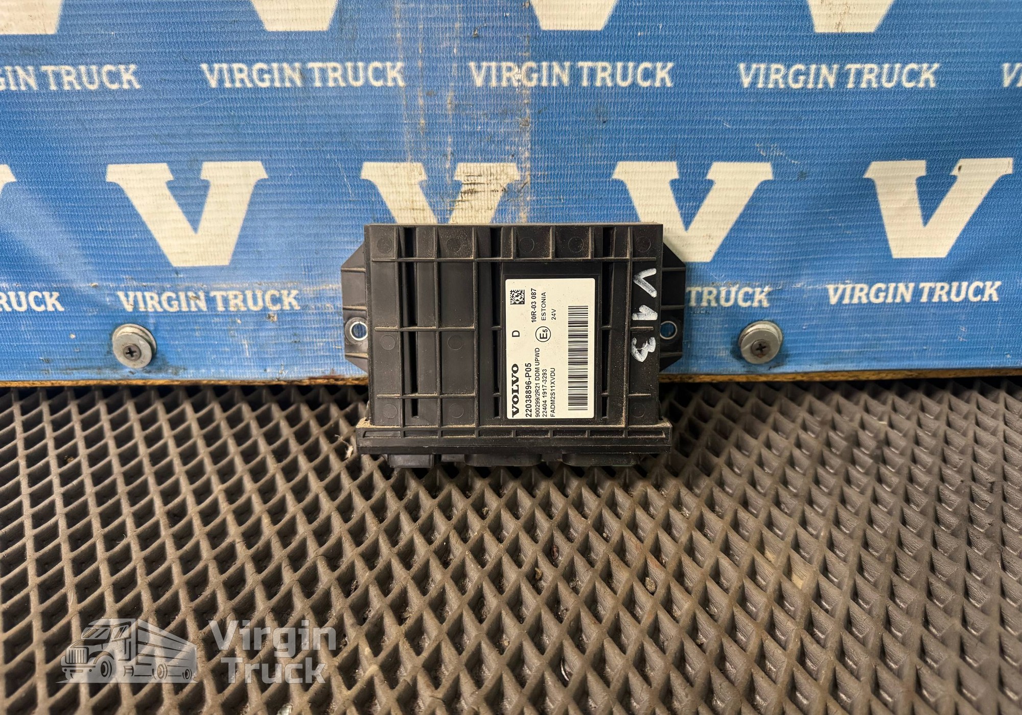 22038896 Блок управления двери левой для Volvo FH 4 (с 2012)