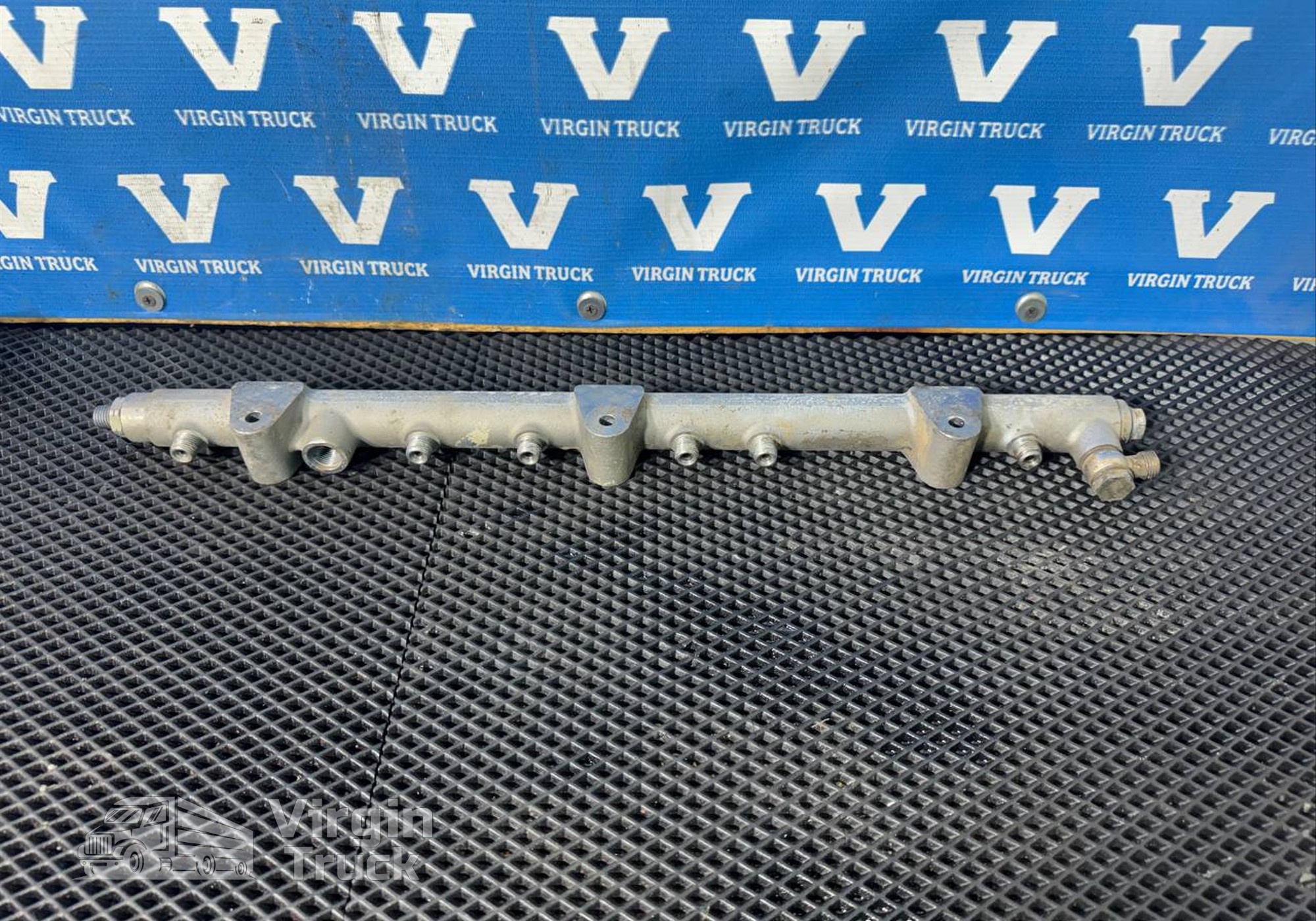 51103116082 Рейка топливная (рампа) для Man TGS