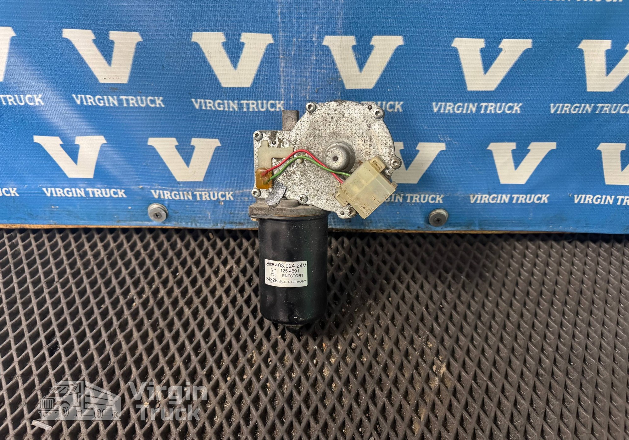 1254891 Моторчик стеклоочистителя 24V для Daf 95XF