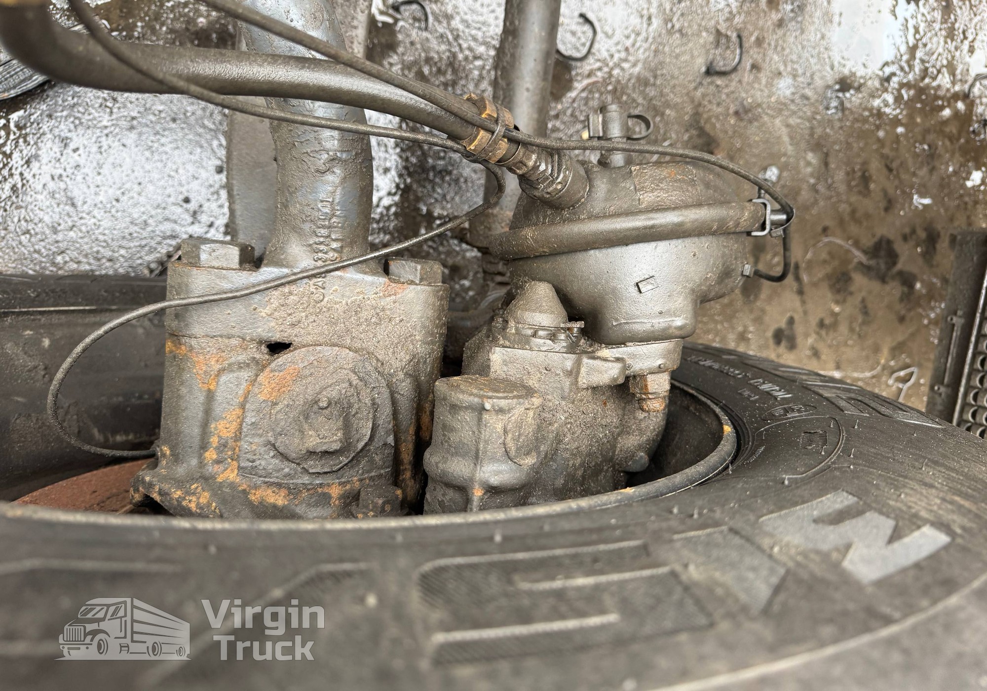 A0044207183 Суппорт передний левый для Mercedes-Benz Actros MP3 (с 2008)