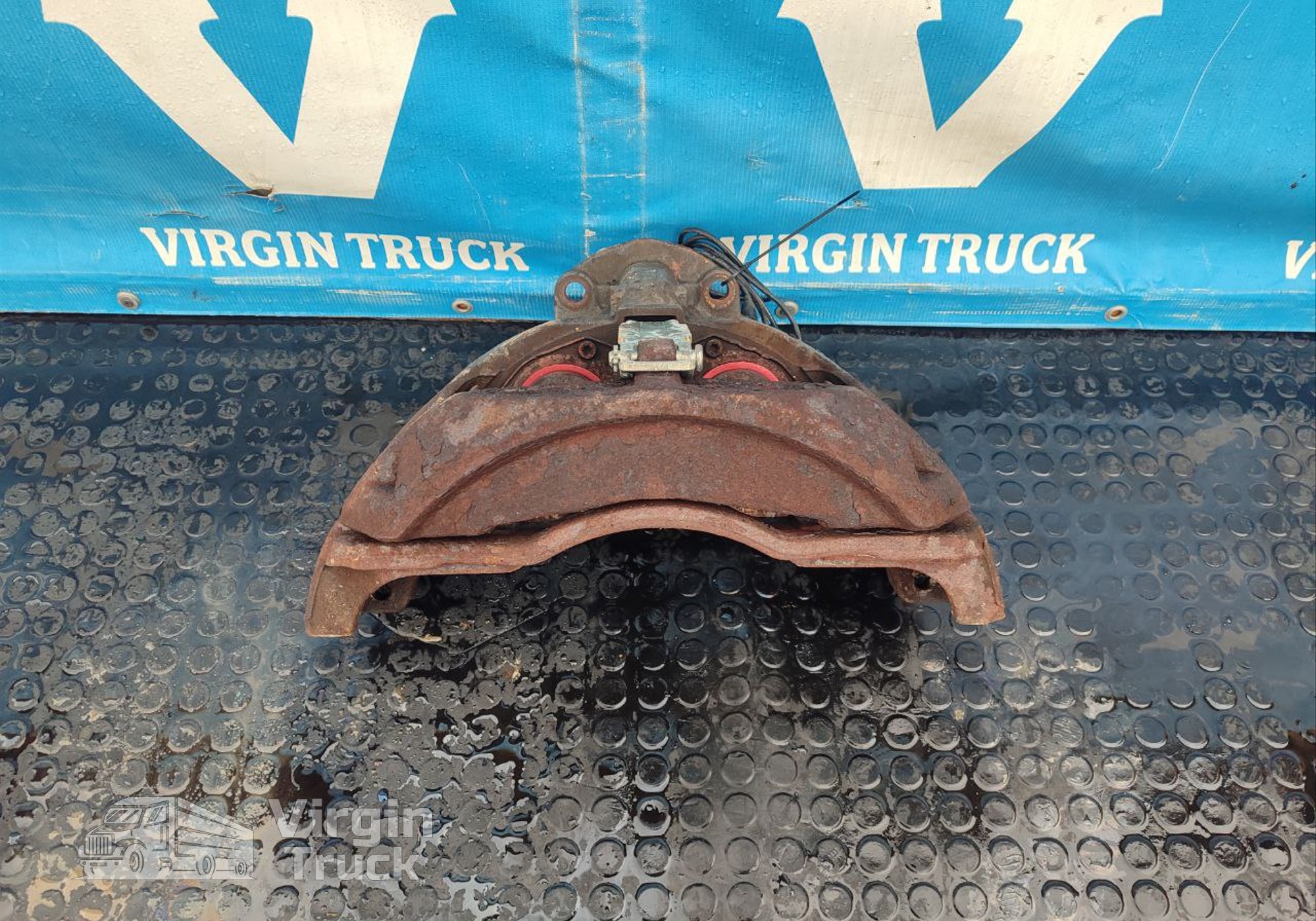 1658011 Суппорт