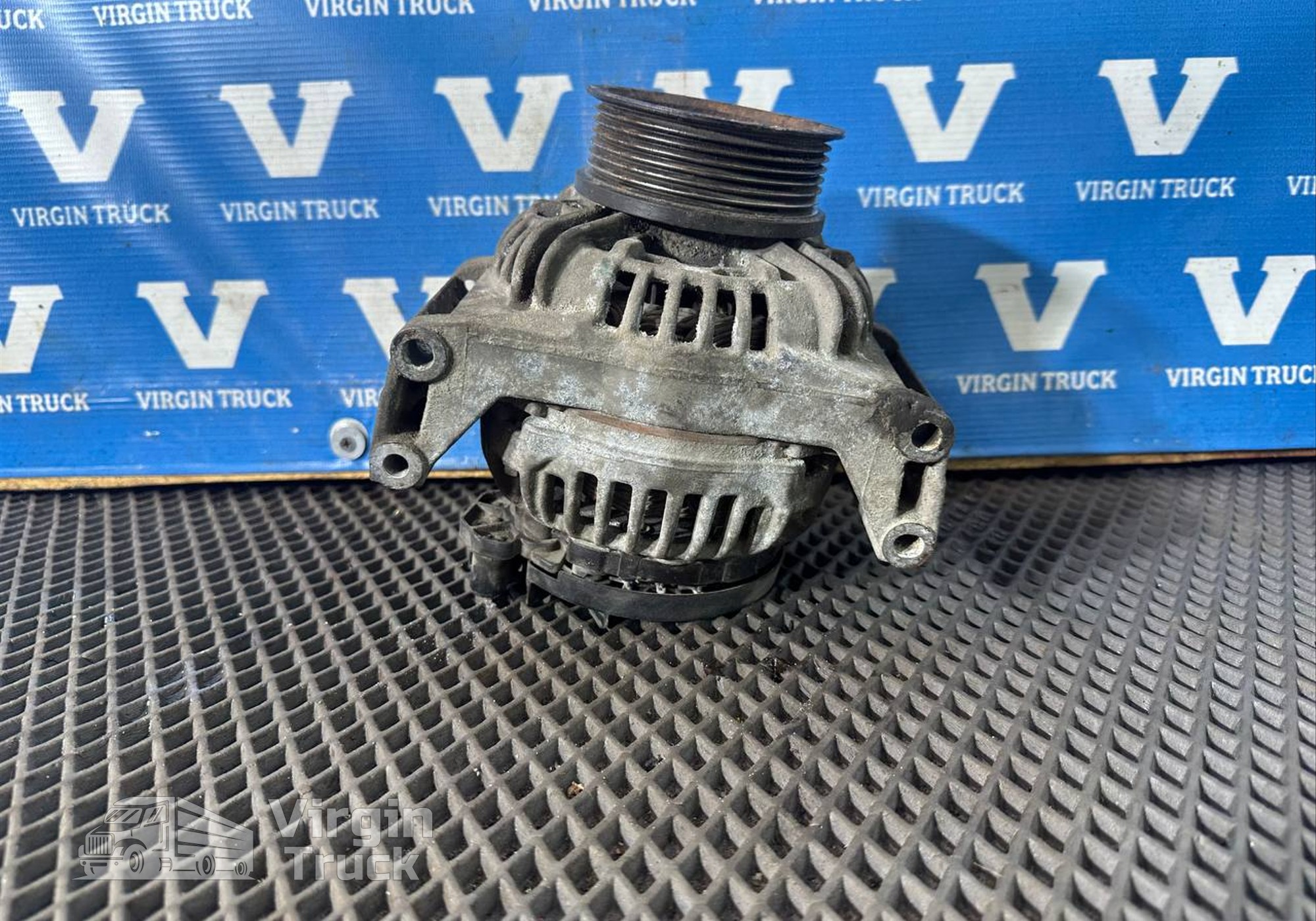 1927311 Генератор 80А для Daf XF105 (с 2005)