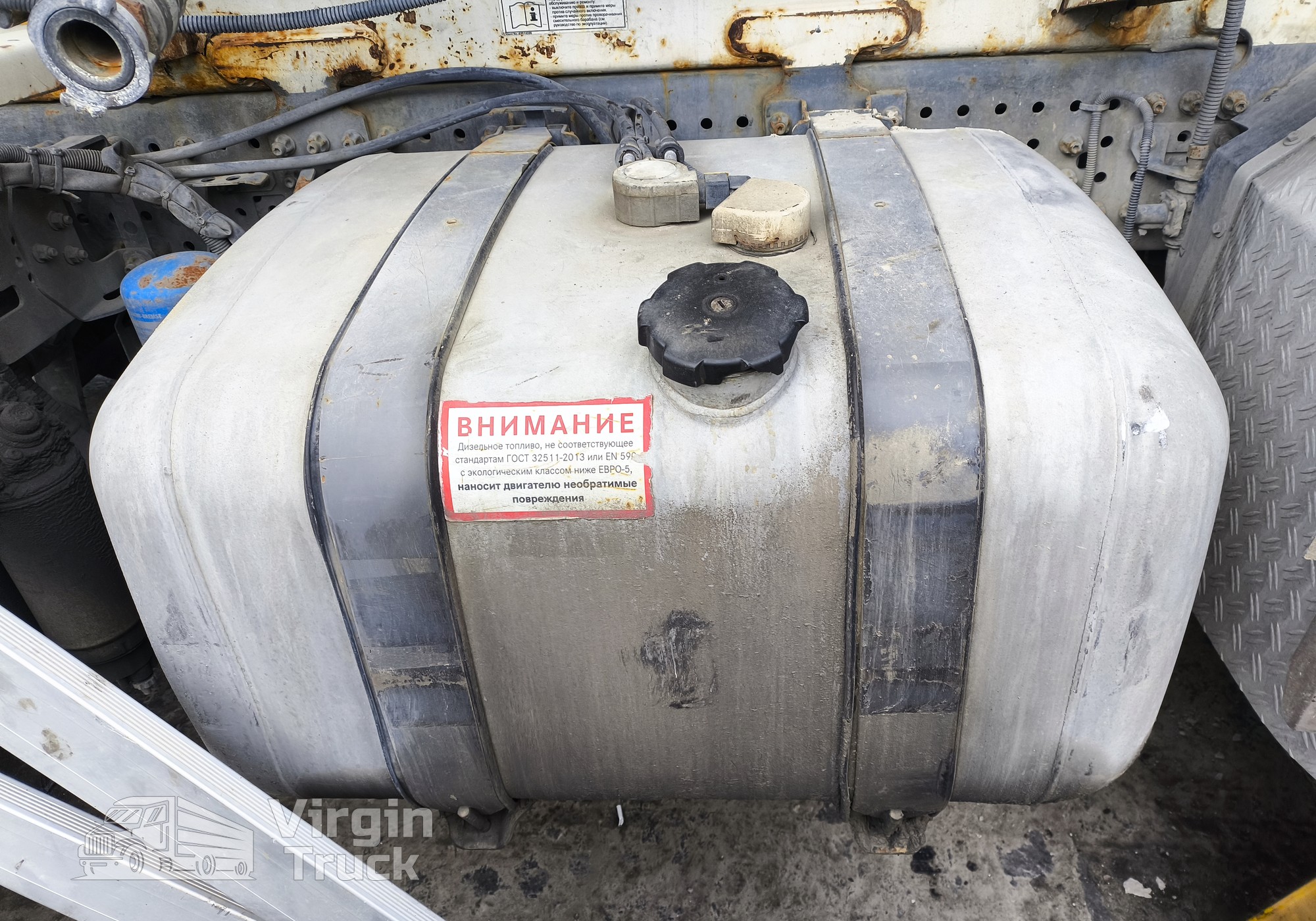 A9604706102 Бак топливный 330L 2021г. для Mercedes-Benz Arocs (с 2013)