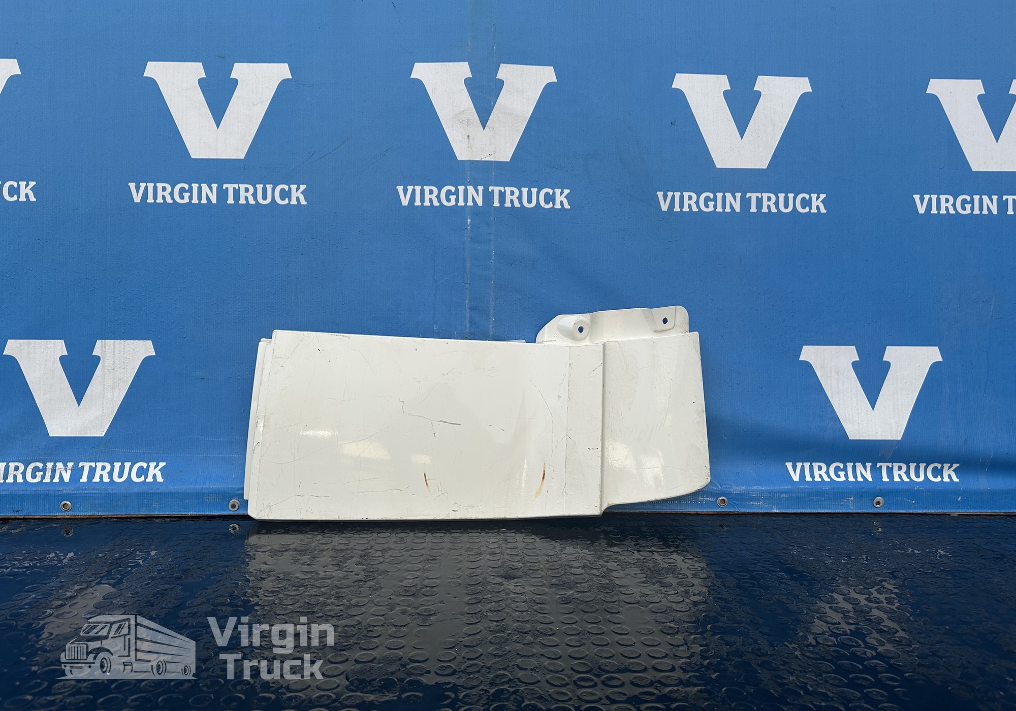 1876029 Спойлер кабины боковой верхний левый для Daf XF106