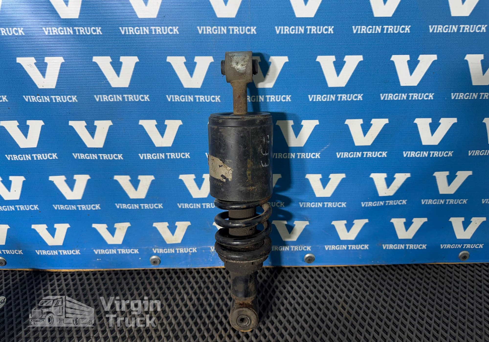 81417226060 Амортизатор подъема кабины передний для Man TGX