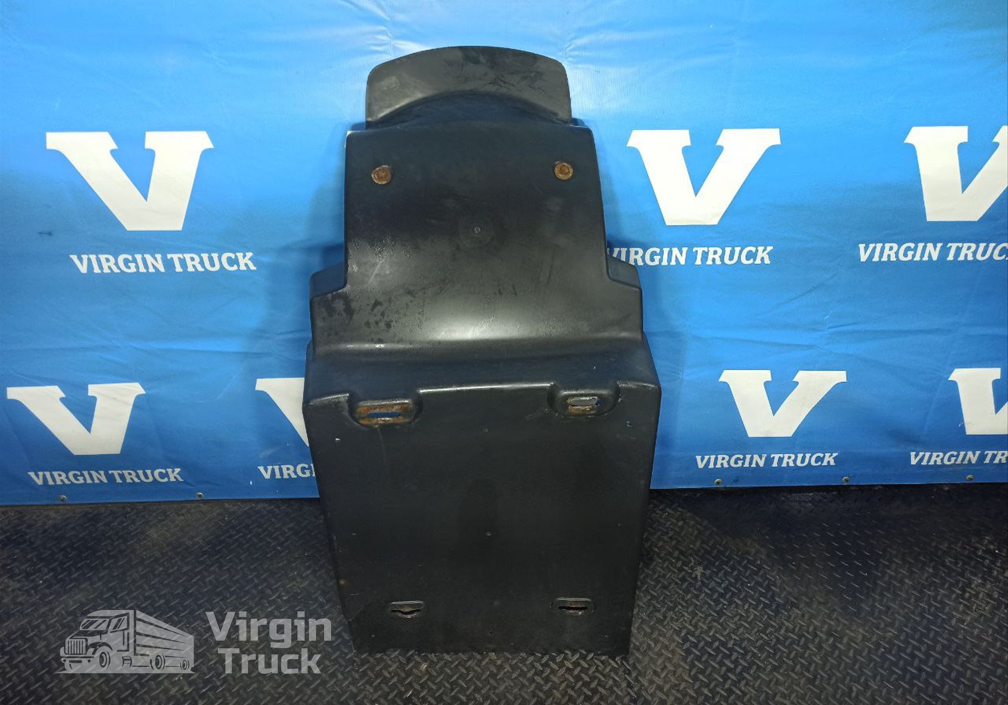 20453900 Крыло для Volvo FM