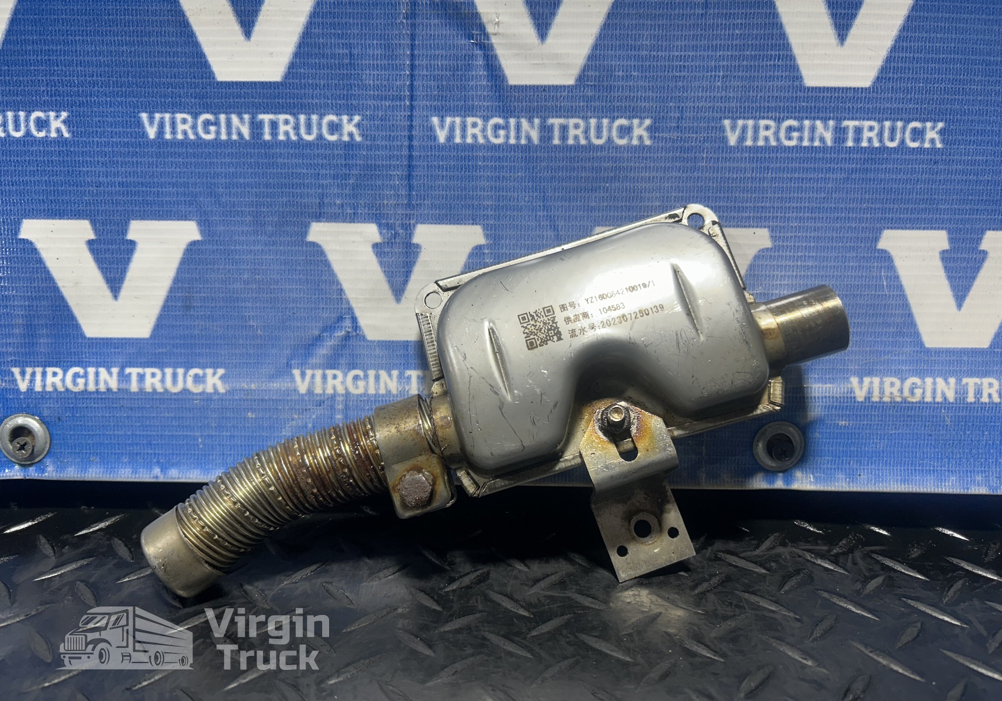 712W619490120 Глушитель автономного отопителя для Sinotruk Sitrak C7H