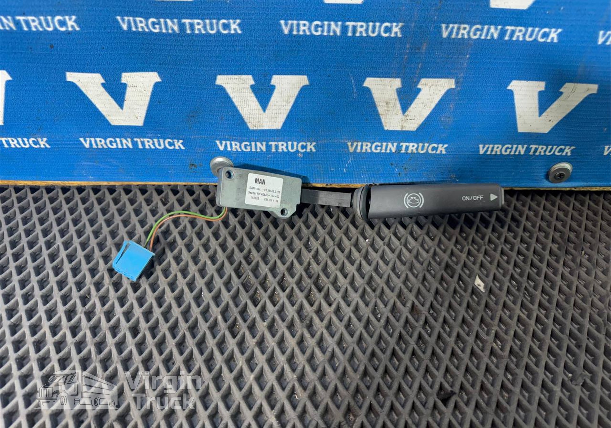 81255090125 Переключатель подрулевой ретардера для Man TGA (с 2000 по 2007)