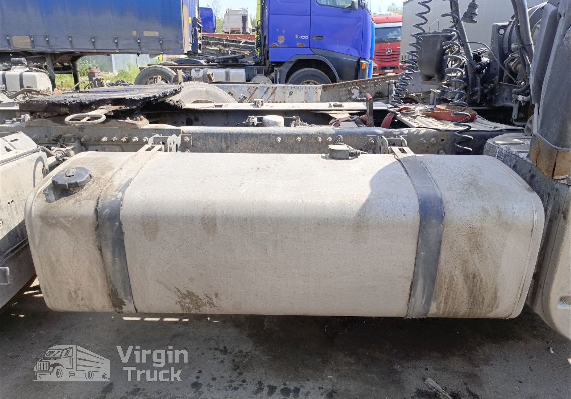 21516481 Бак топливный 540L в сборе для Volvo FM