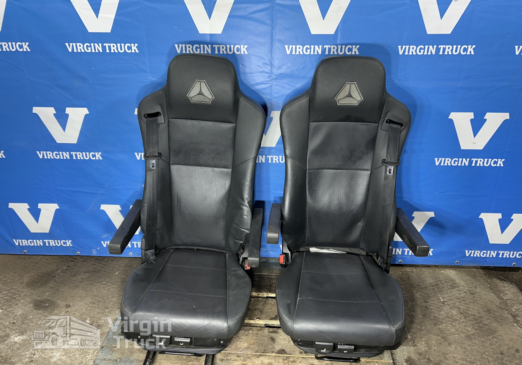 Комплект сидений для Sinotruk Sitrak C7H