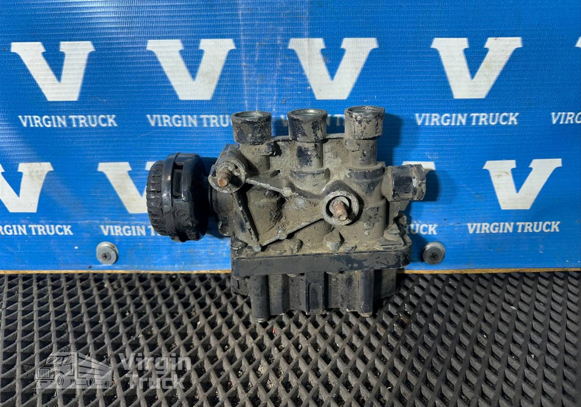 5010457434 Кран уровня пола главный