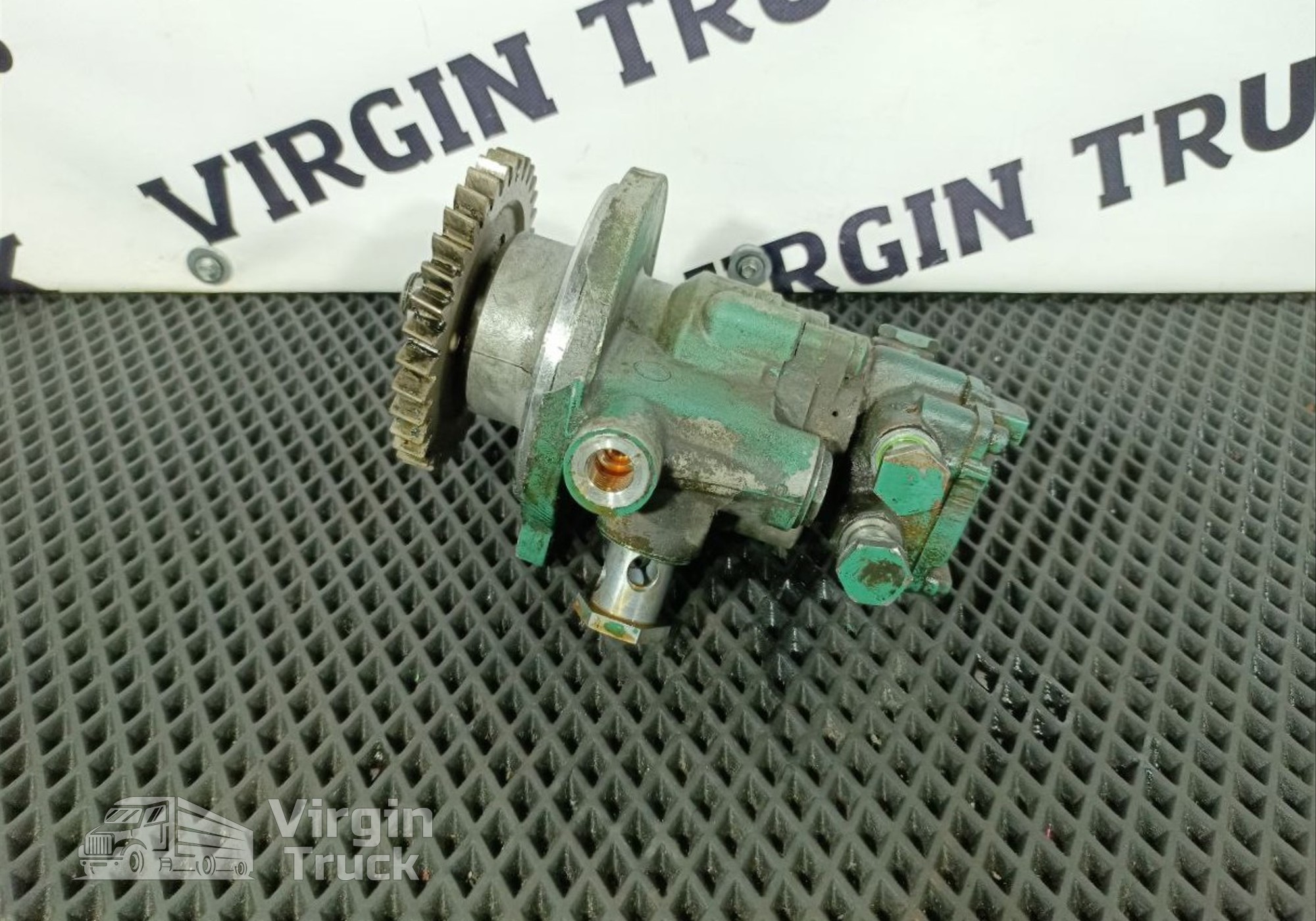 7421489078 Насос ГУРа (Дефект) 2021 года для Volvo FH 5