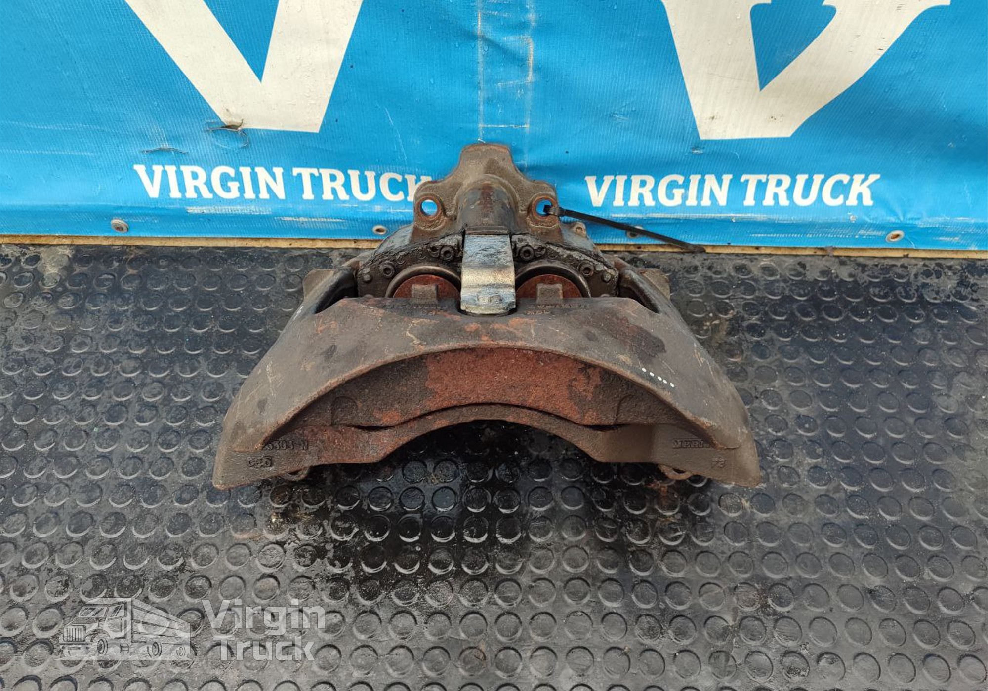 68324856 Суппорт передний левый для Volvo FH 2 (с 2002 по 2008)