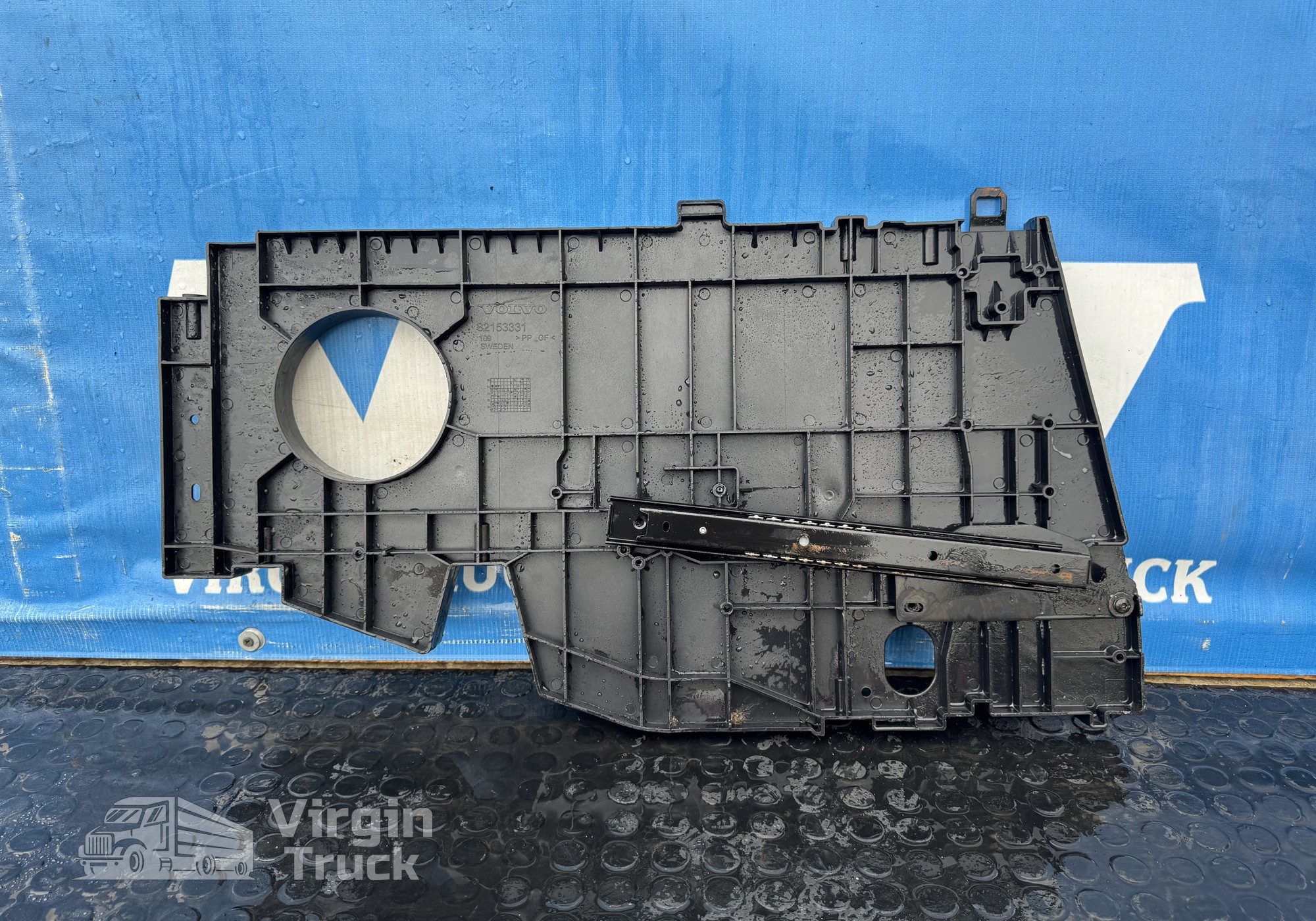 82153331 Перегородка салона для Volvo FH 5