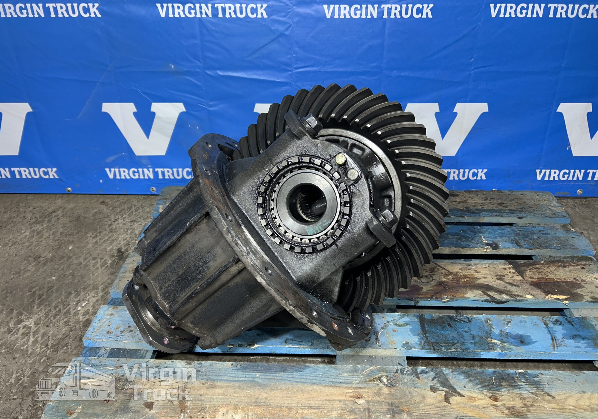 2402010P9 Редуктор заднего моста для Faw J7 (с 2018)