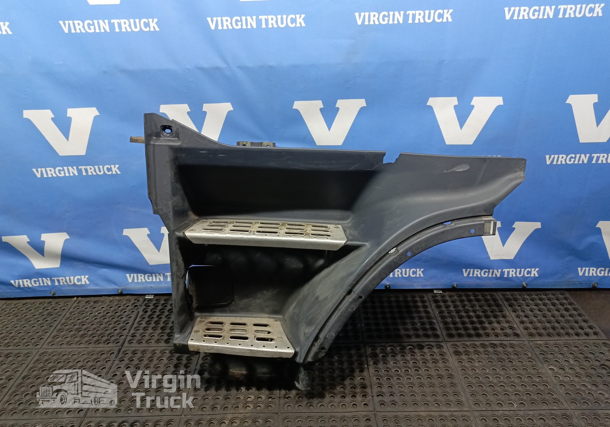 Подножка для Volvo FH 2 (с 2002 по 2008)