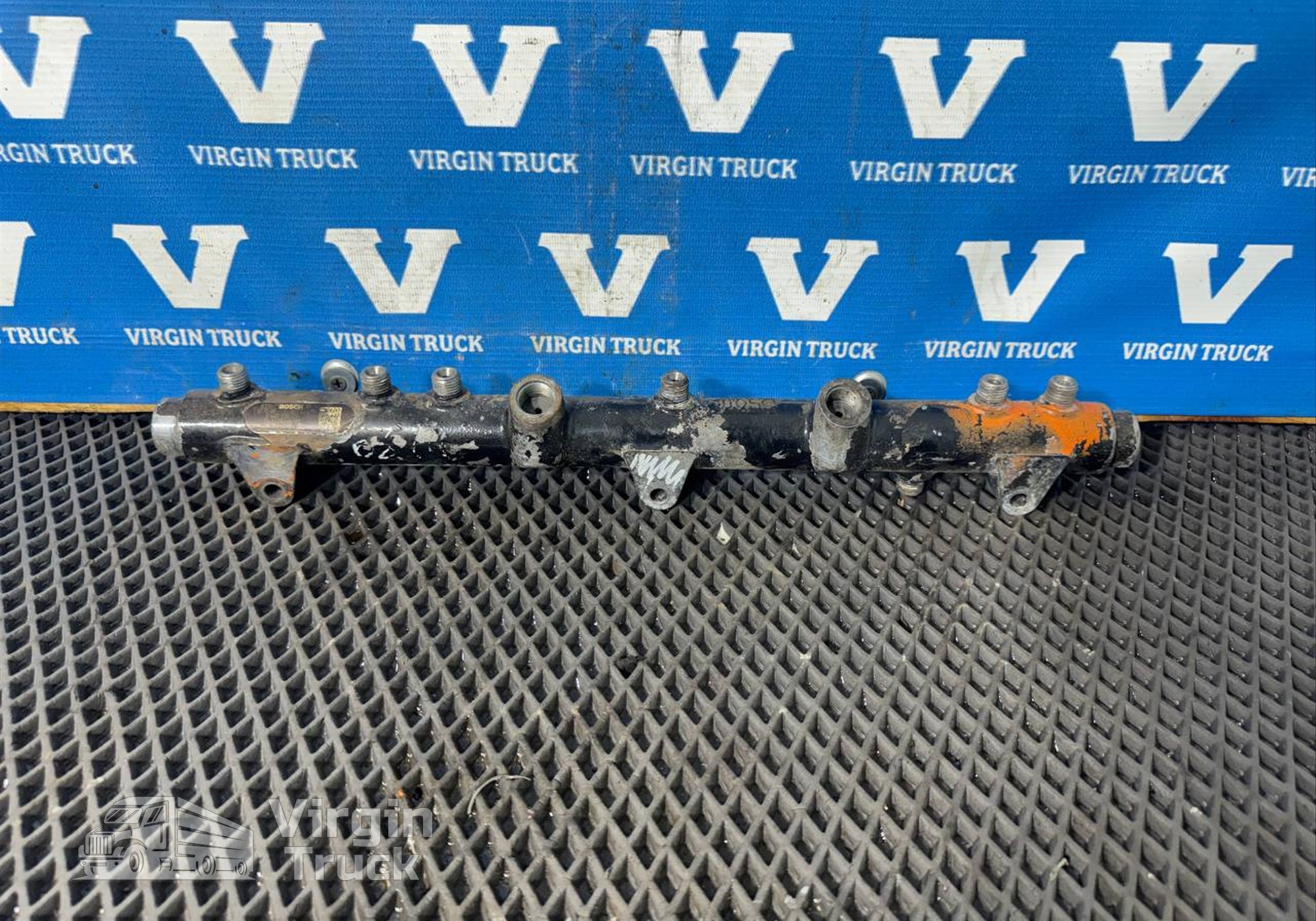 51103116080 Рейка топливная (рампа) для Man TGA (с 2000 по 2007)